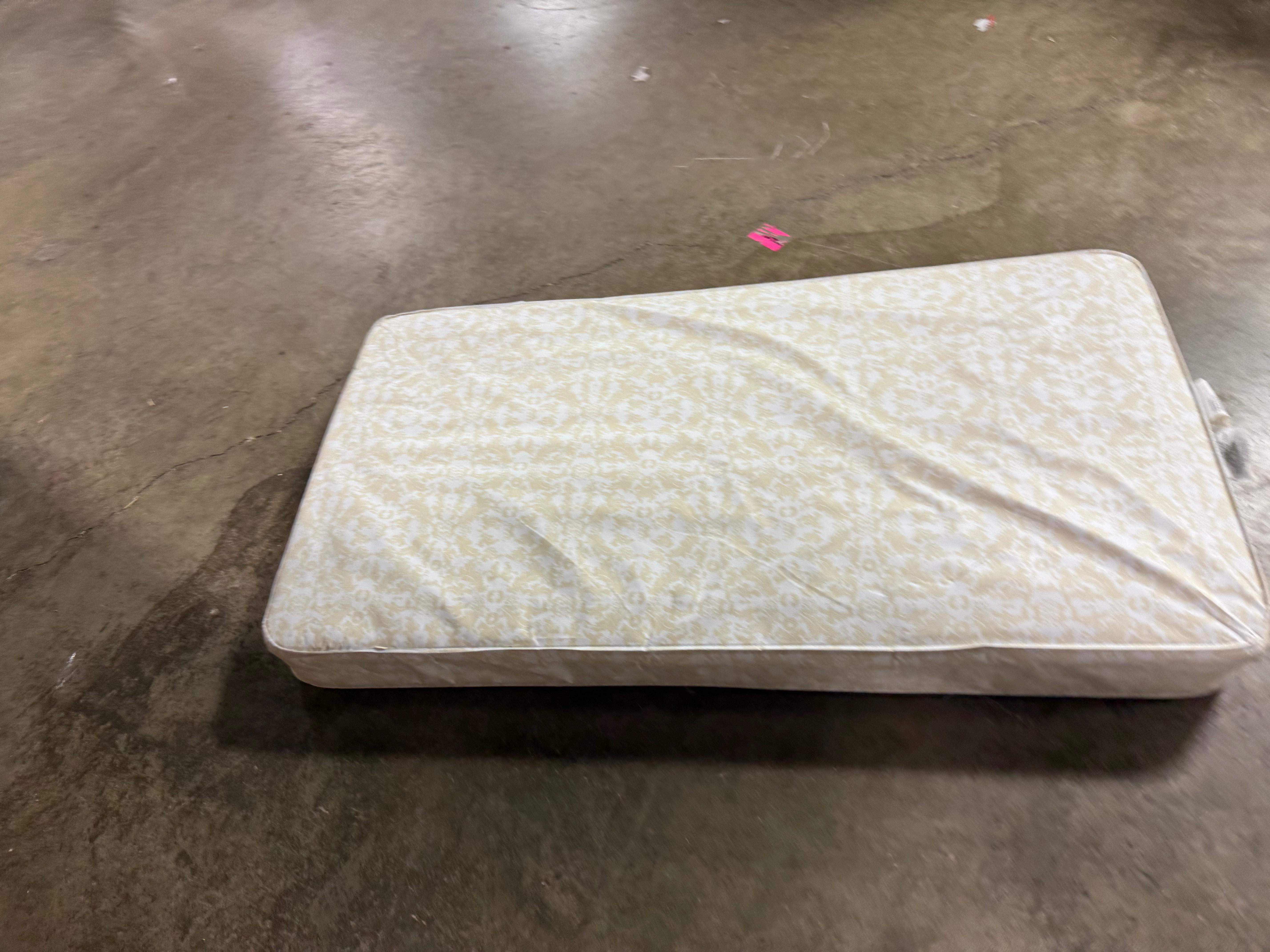Butterfly Breathable Knit Crib and Toddler Mattress