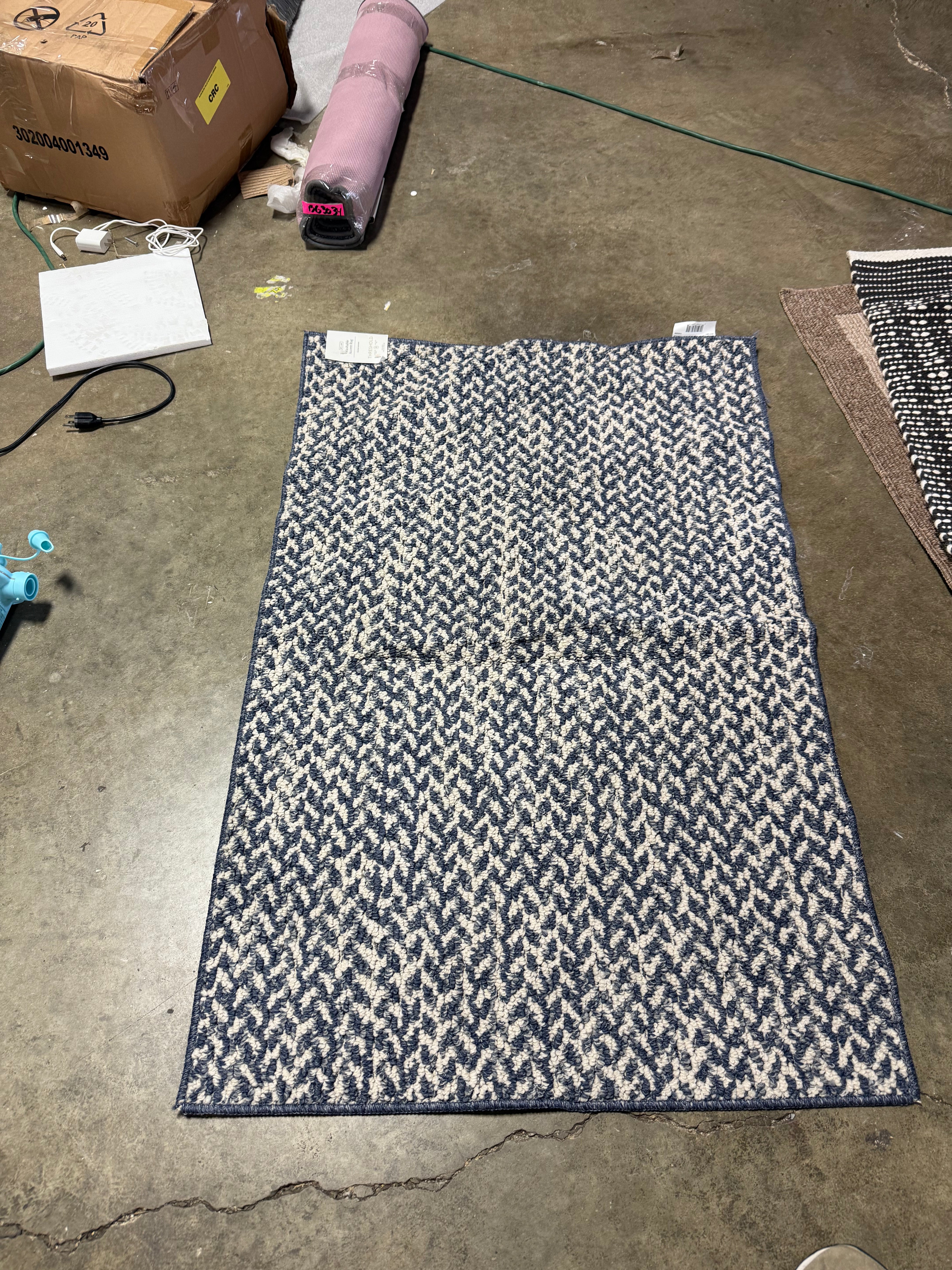 Washable Weave Herringbone Rug 30"x46"
