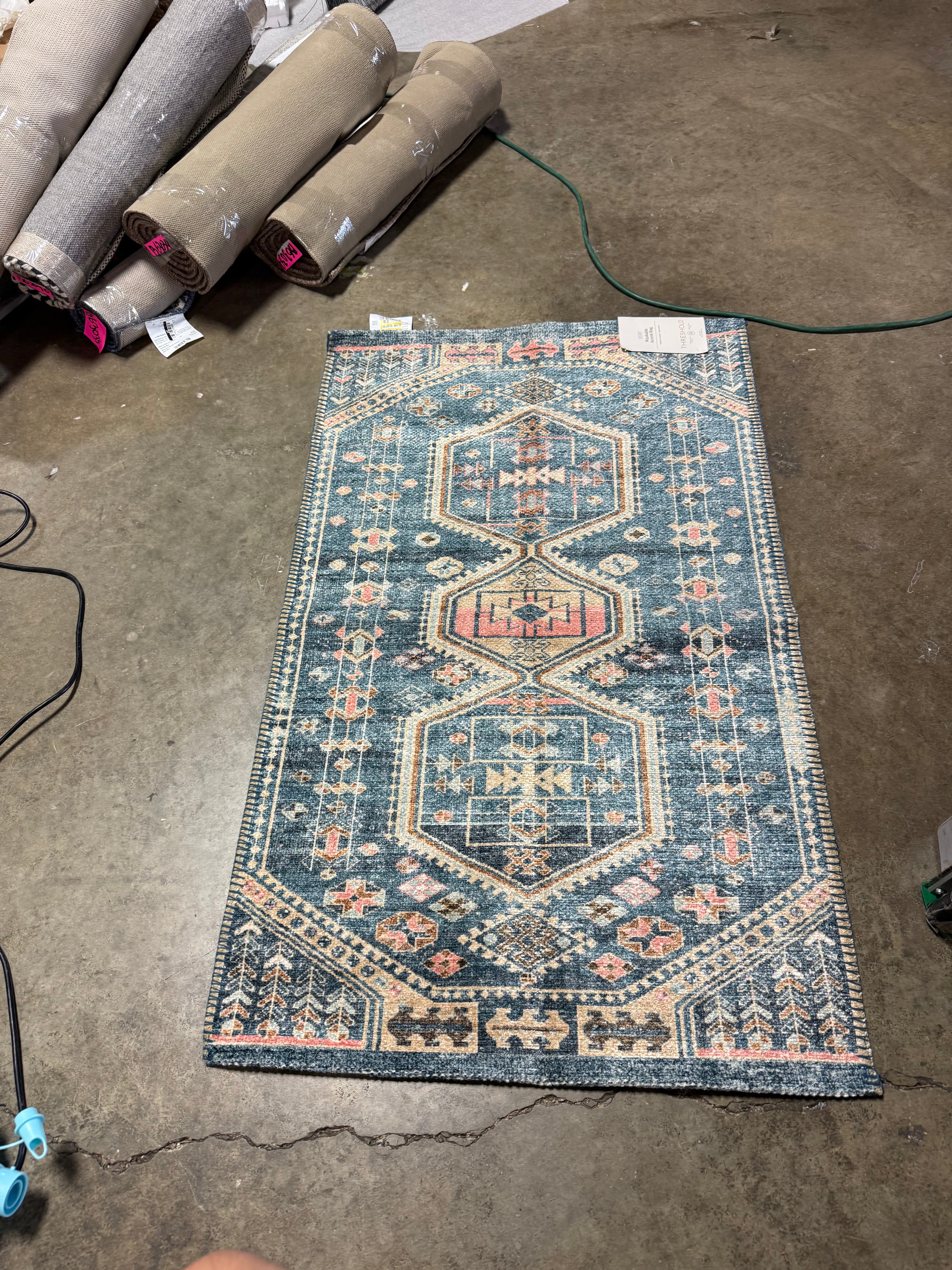 Washable Persian Style Medallion Accent Rug Blue 2'3"x3'9"