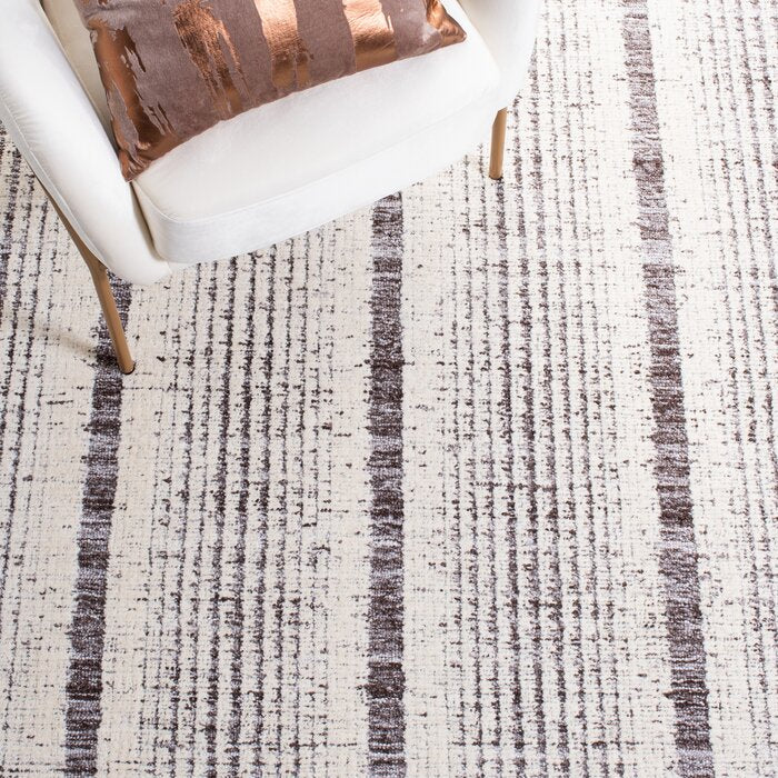Binyomin Handmade Hand Tufted Performance Gray/Ivory Rug, Rectangle 6' x 9'
