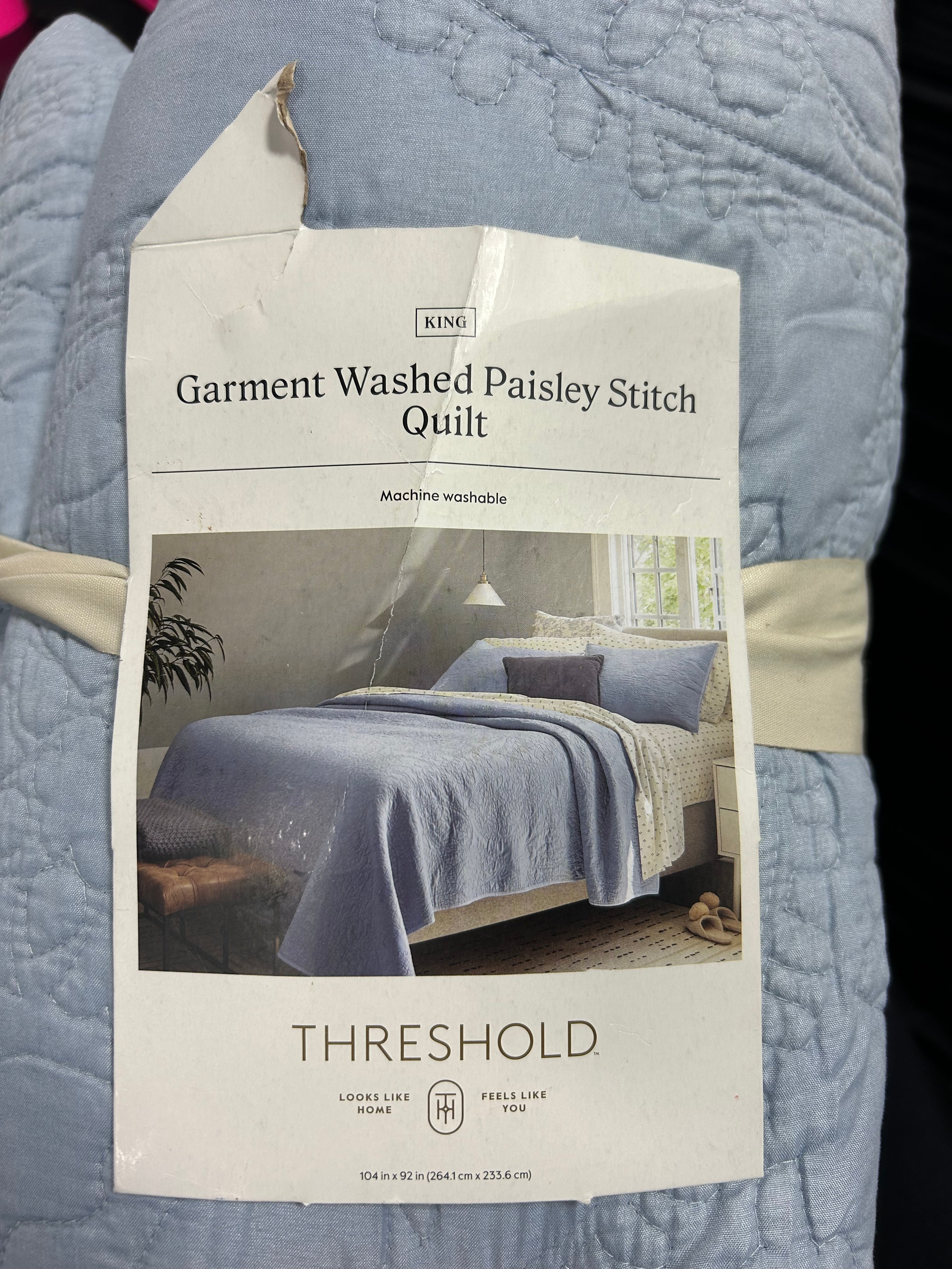 Garment Washed Paisley Stitch Quilt King