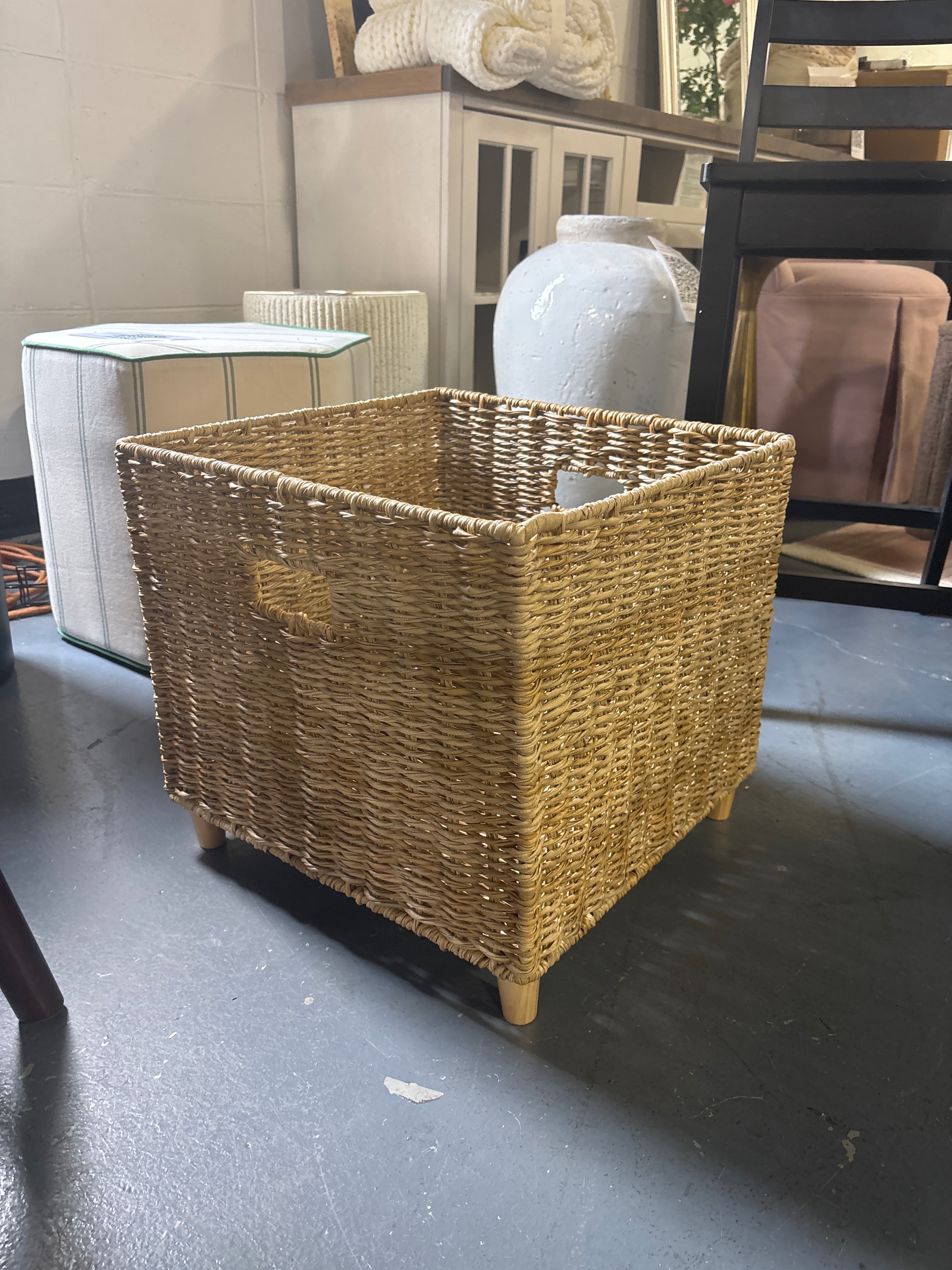 16x16 Woven Storage Basket With Legs SHOWROOM ITEM
