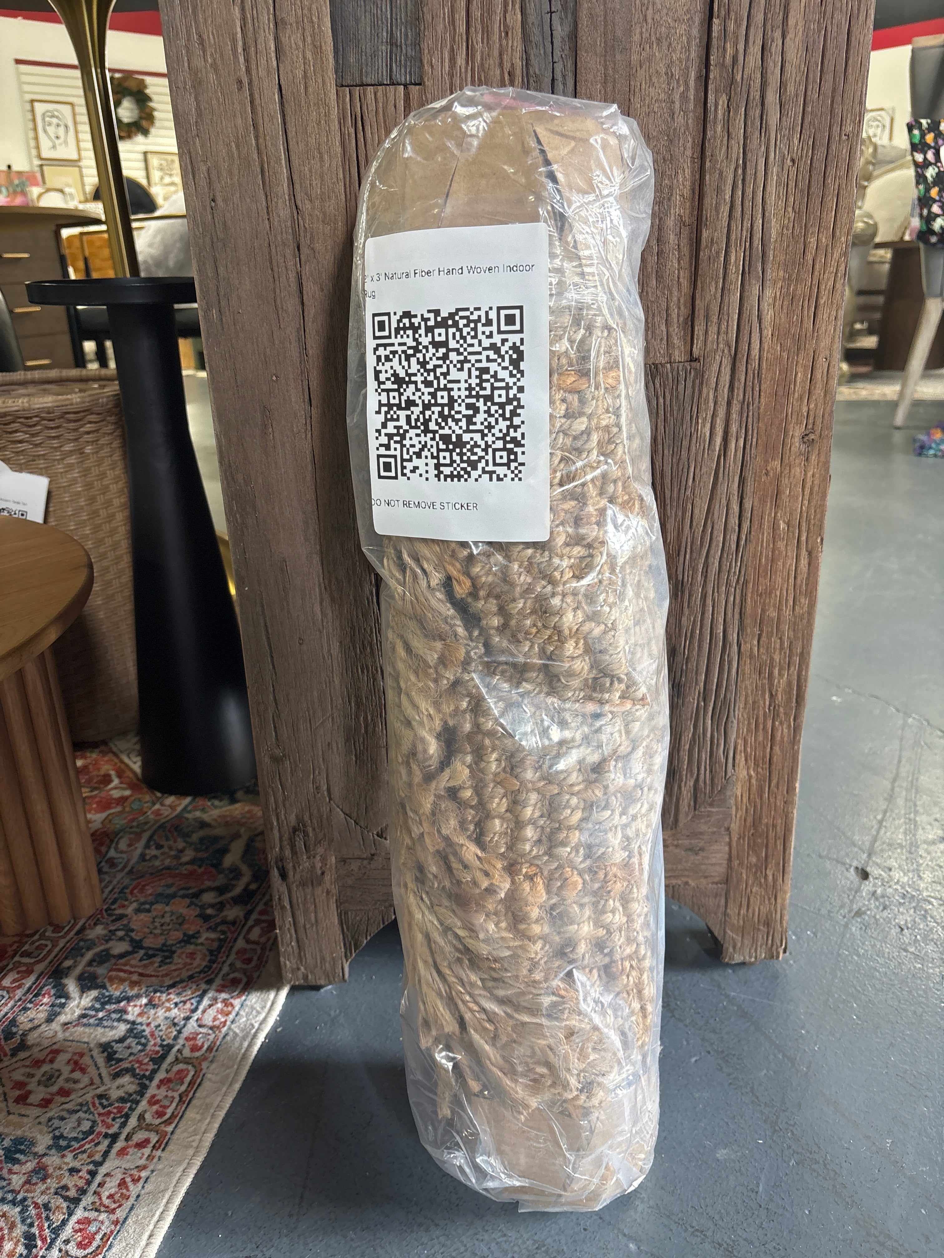 2' x 3' Natural Fiber Hand Woven Indoor Rug SHOWROOM ITEM
