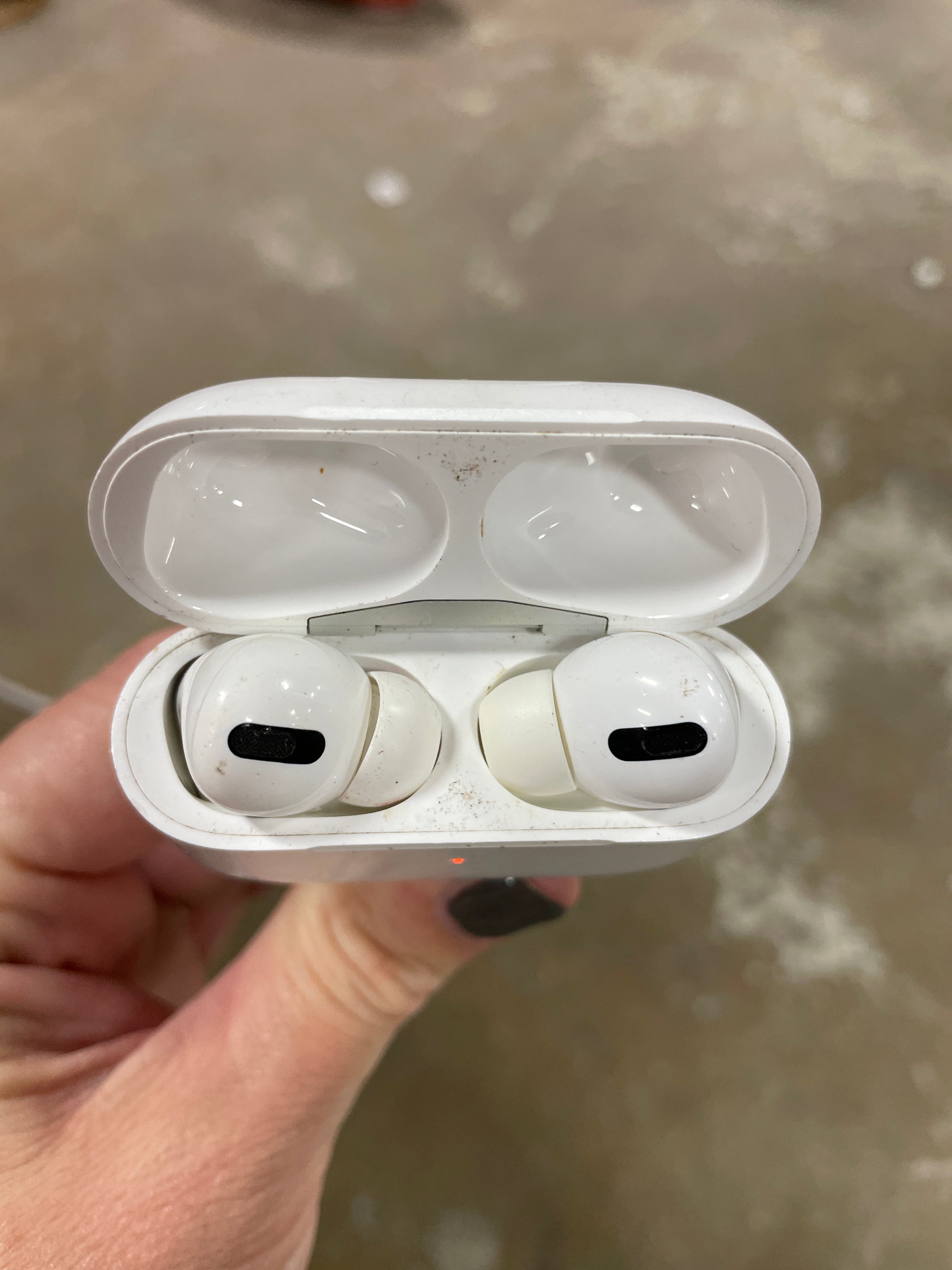 AirPods 2 with Charging Case - White (Renewed)
