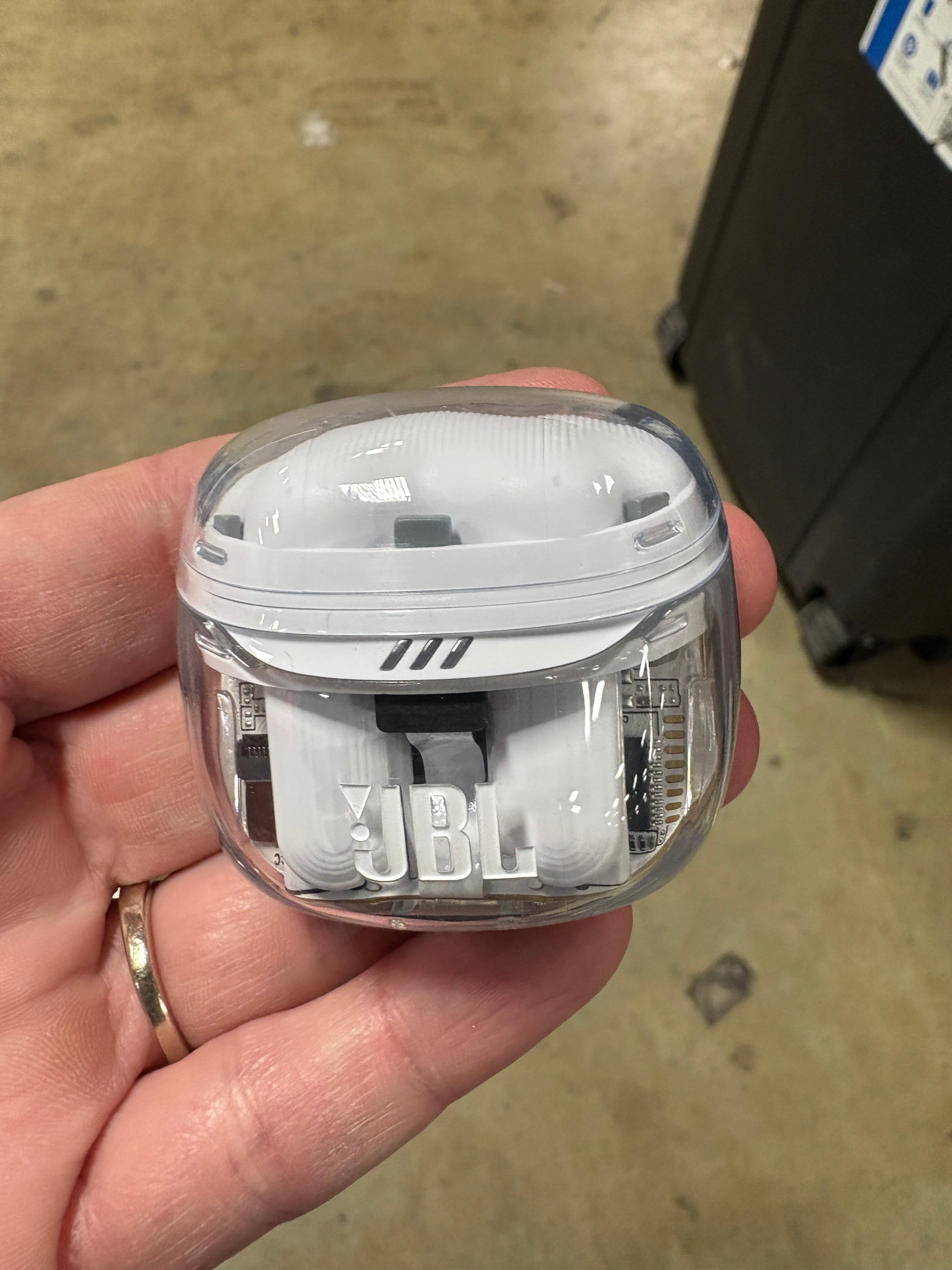 Tune Buds True Wireless Bluetooth Noise Canceling Earbuds with Built-in Mic