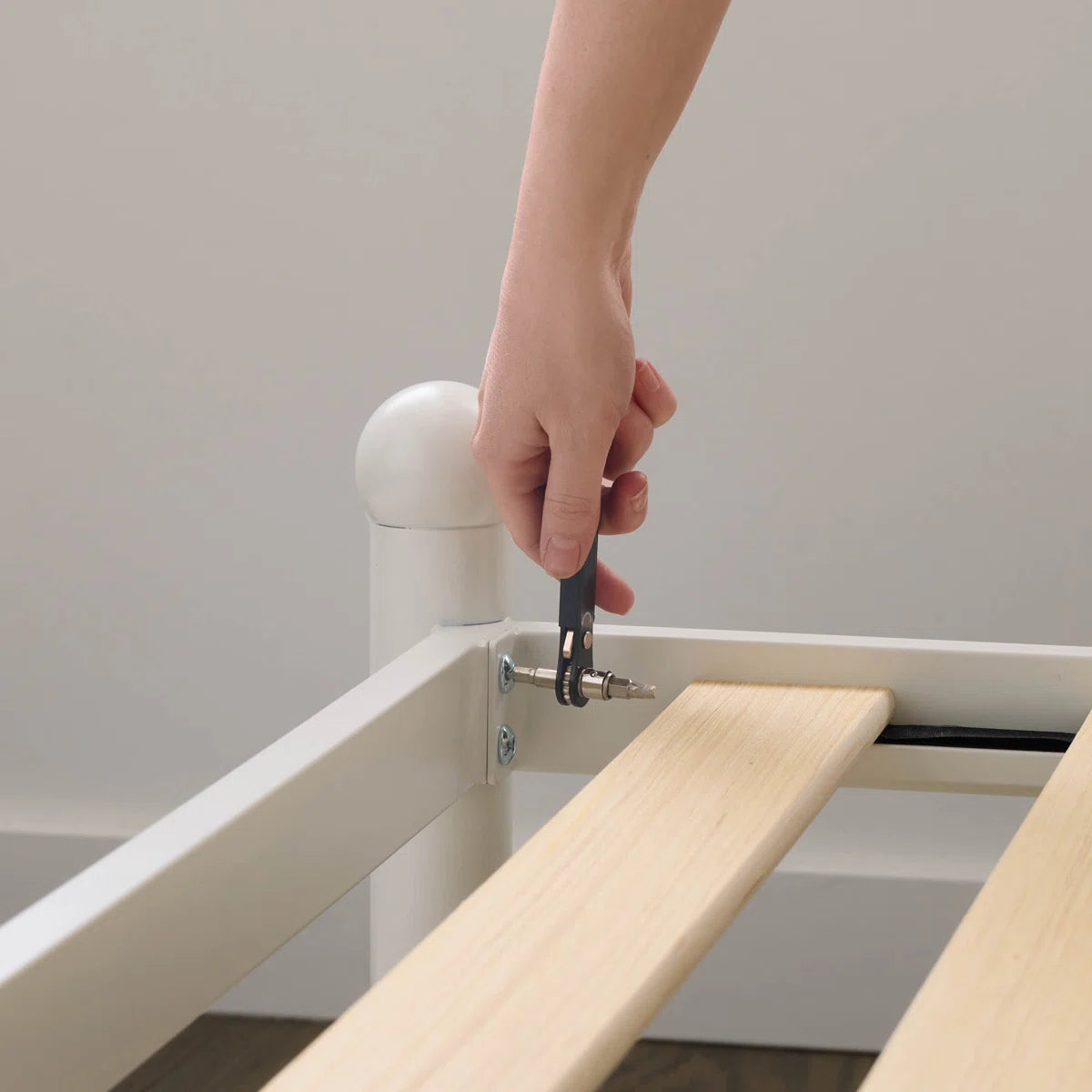 Calista Metal Slat Headboard Bed - Full/Double