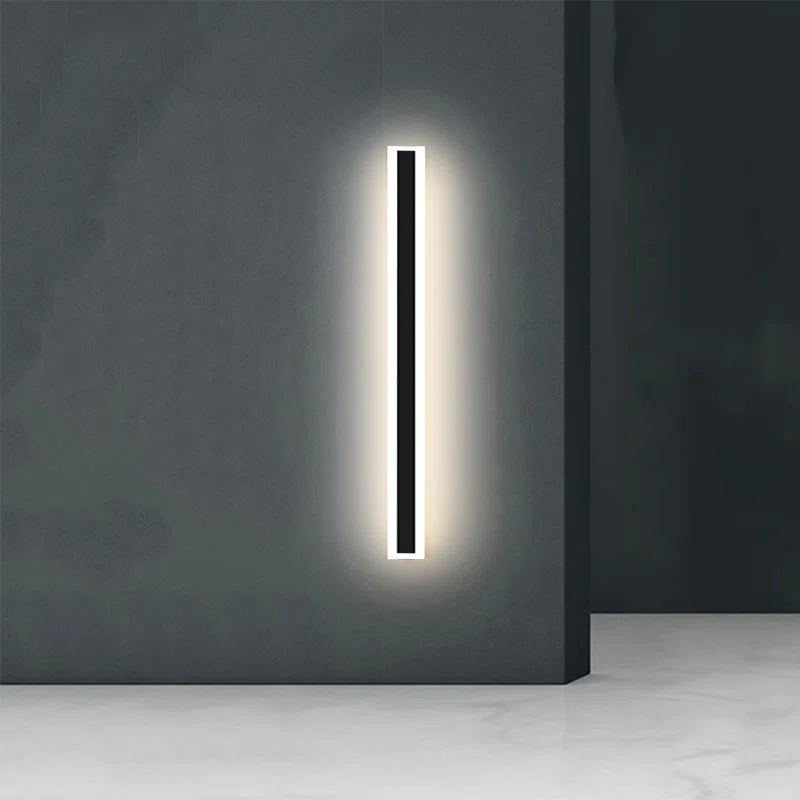 Charneshia Aluminum LED Wall Light
