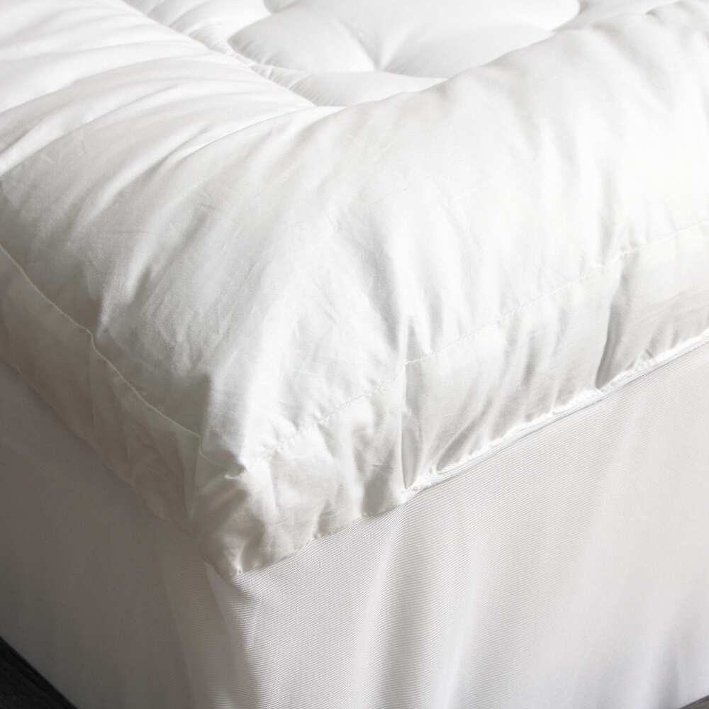 Billowy Clouds Mattress Pad - White Queen