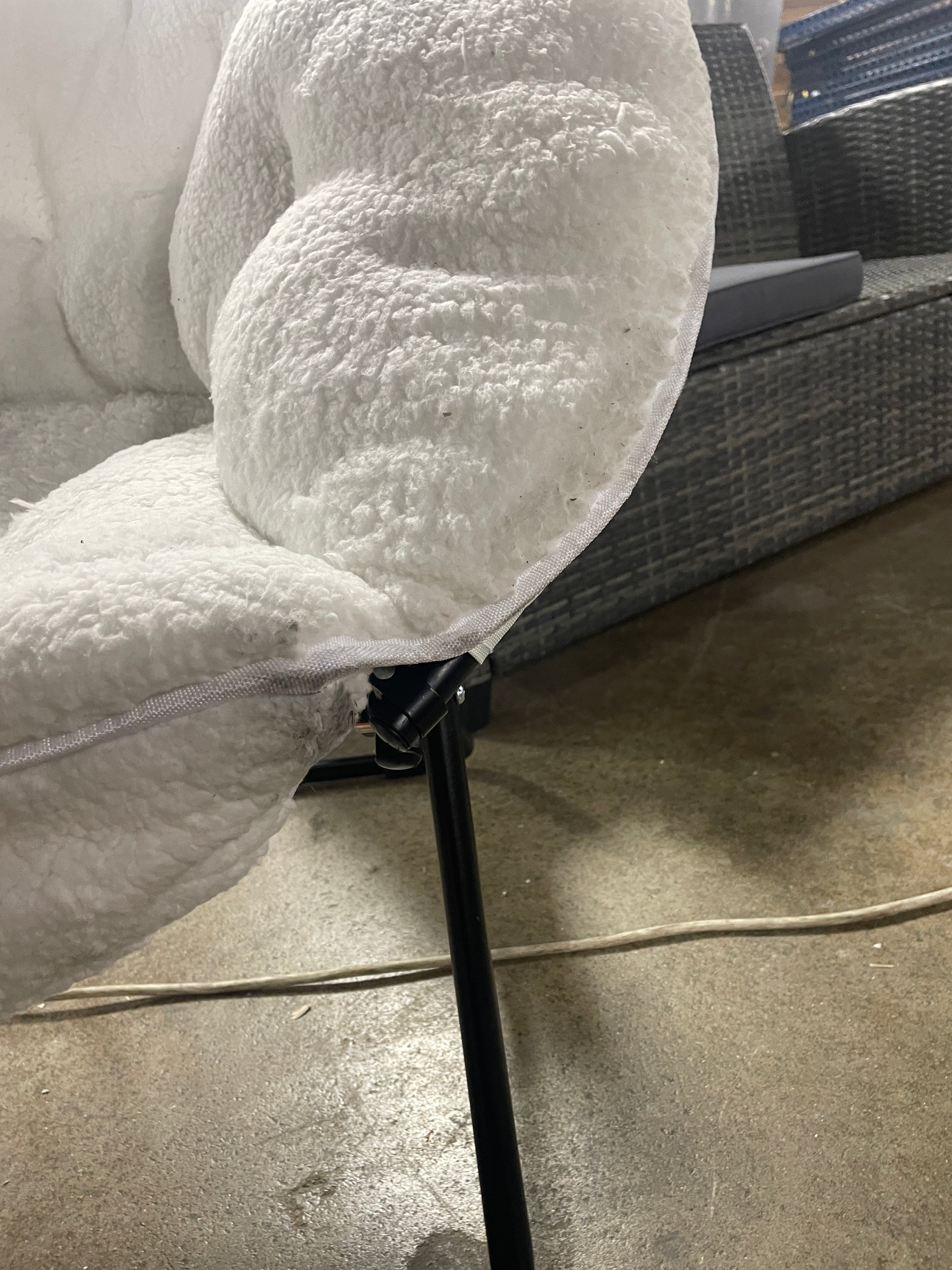 2East Two Seater Folding Padded Chair