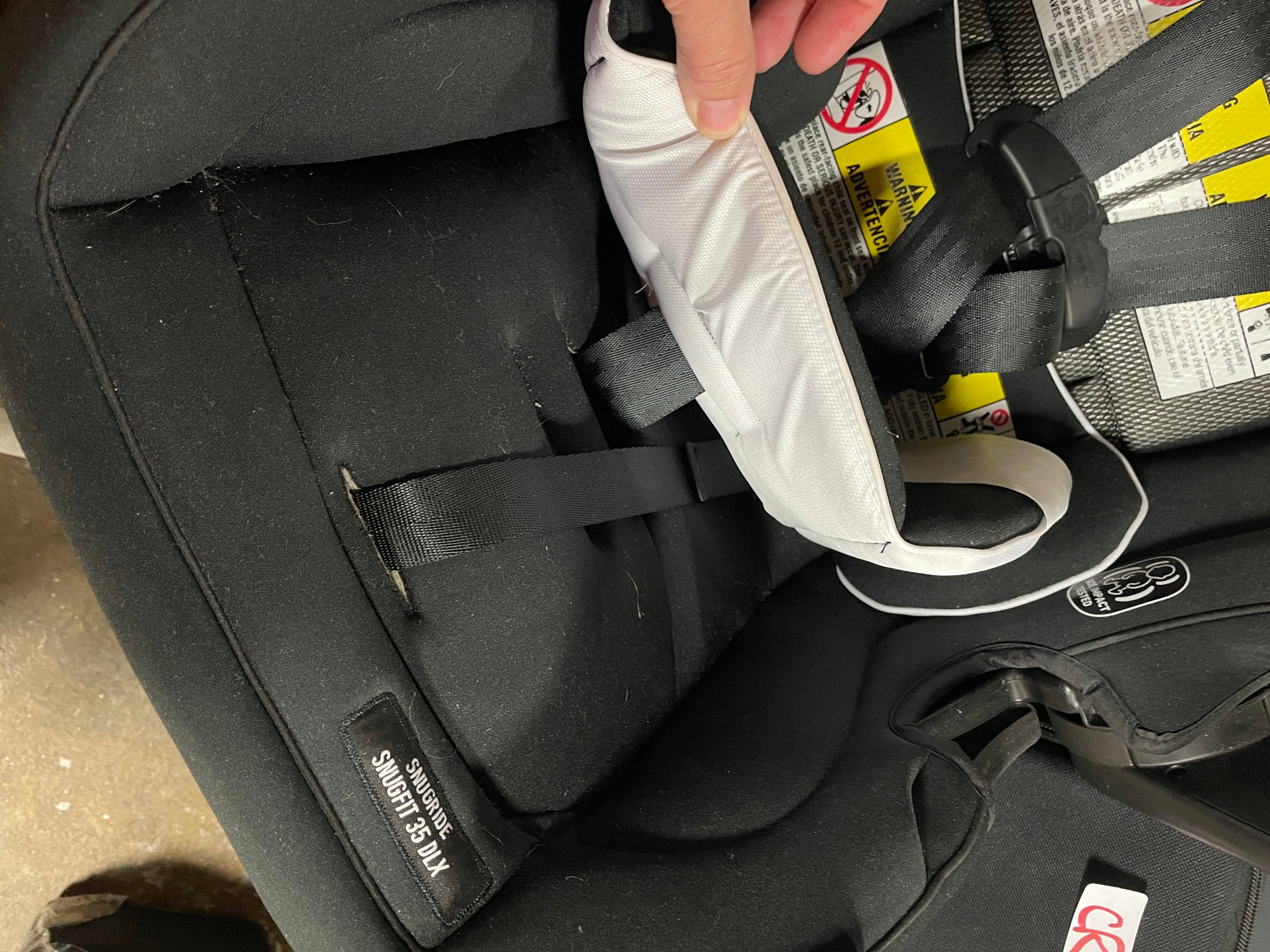 SnugRide SnugFit Infant Car Seat Featuring Safety Surround - Jacks