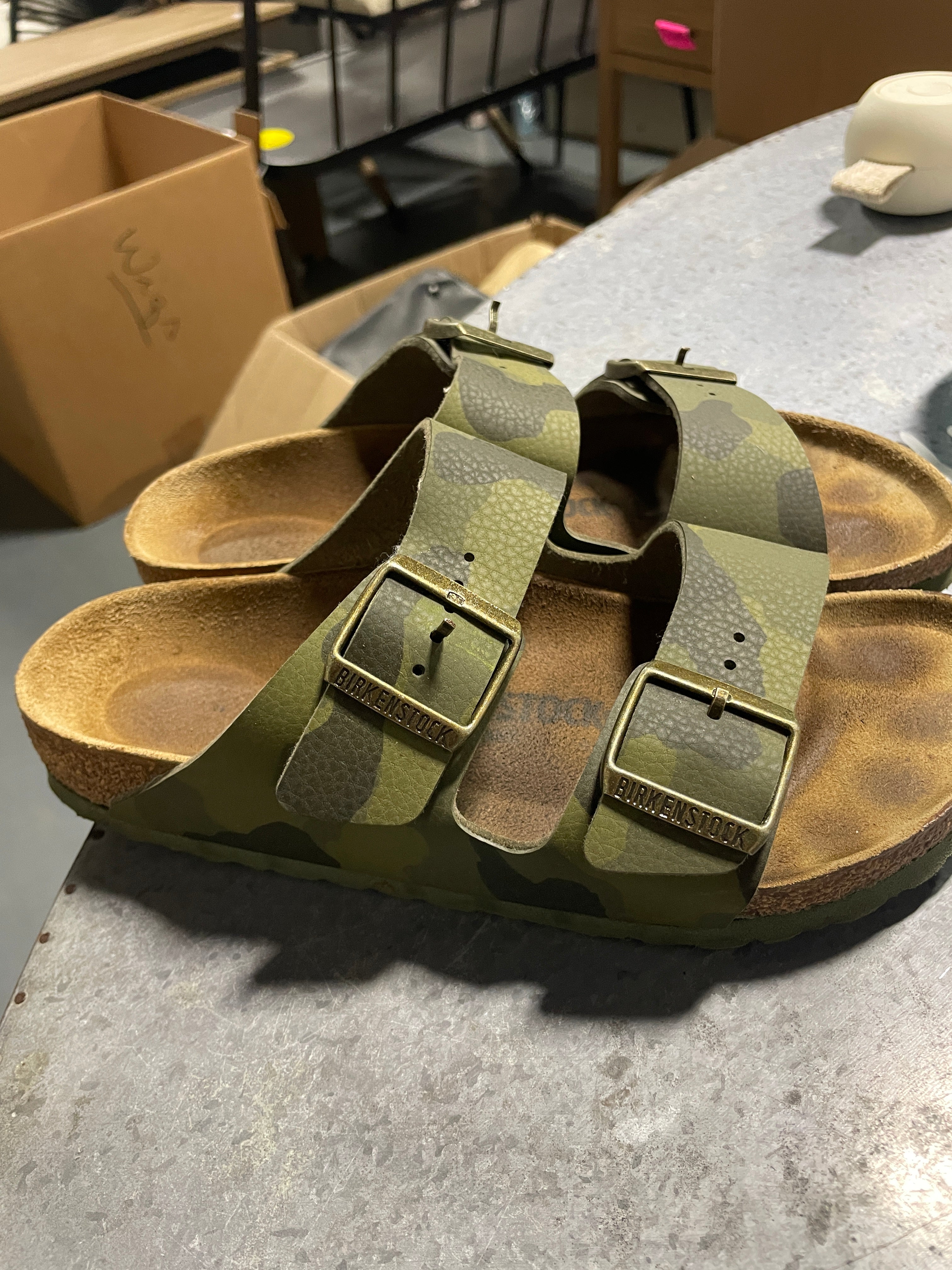 Womens Arizona Sandal, Camo sz 37