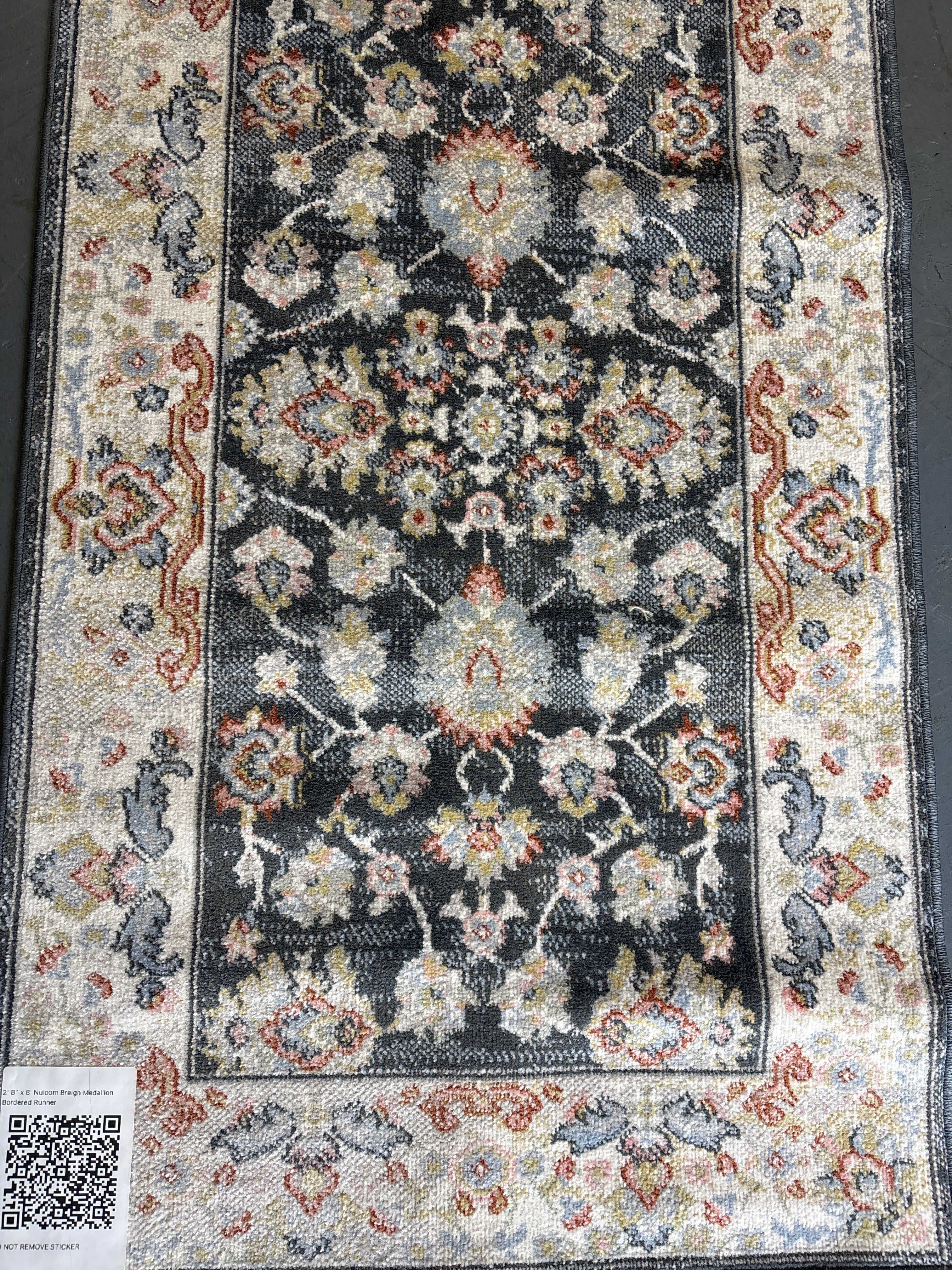 2' 8" x 8' Nuloom Breigh Medallion Bordered Runner SHOWROOM ITEM