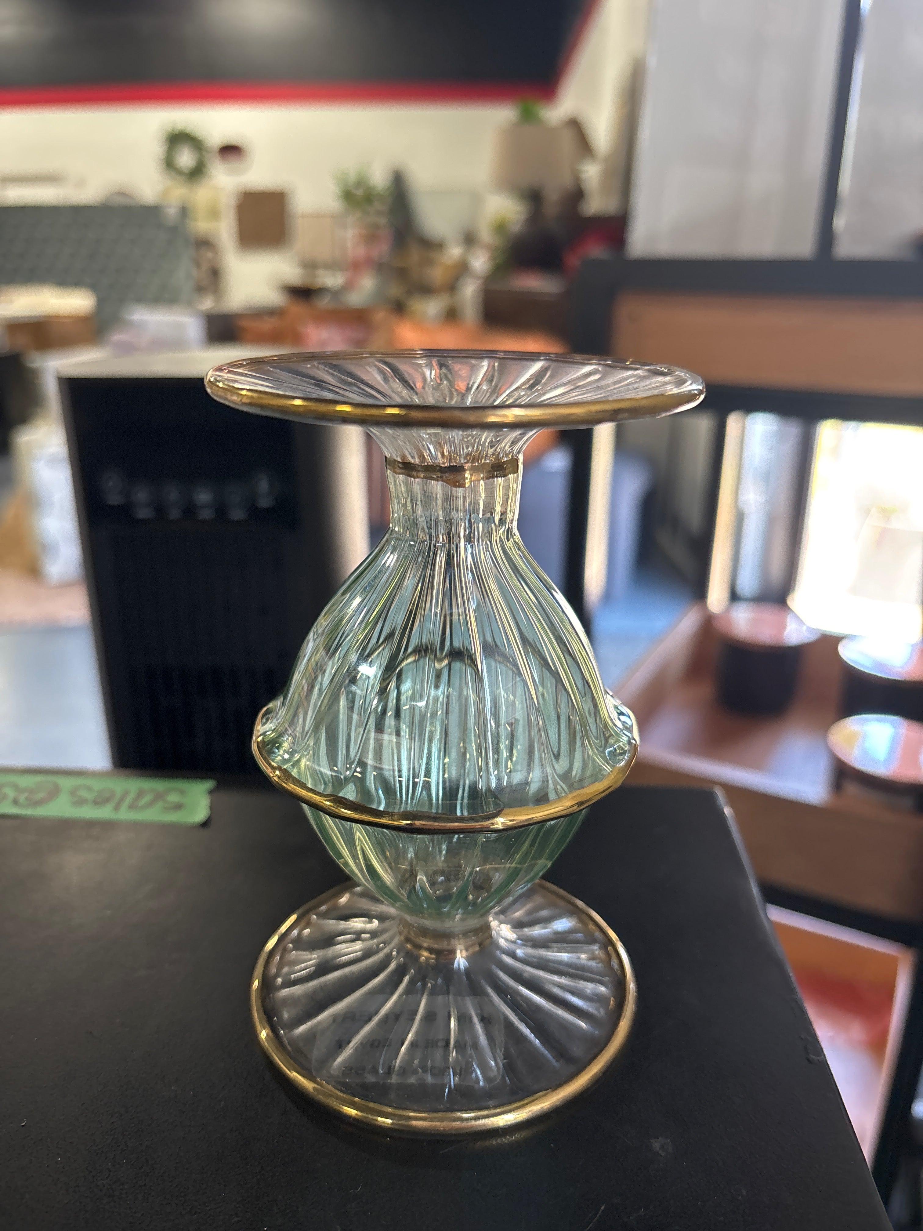 Blossom Candle Holder in Green SHOWROOM ITEM