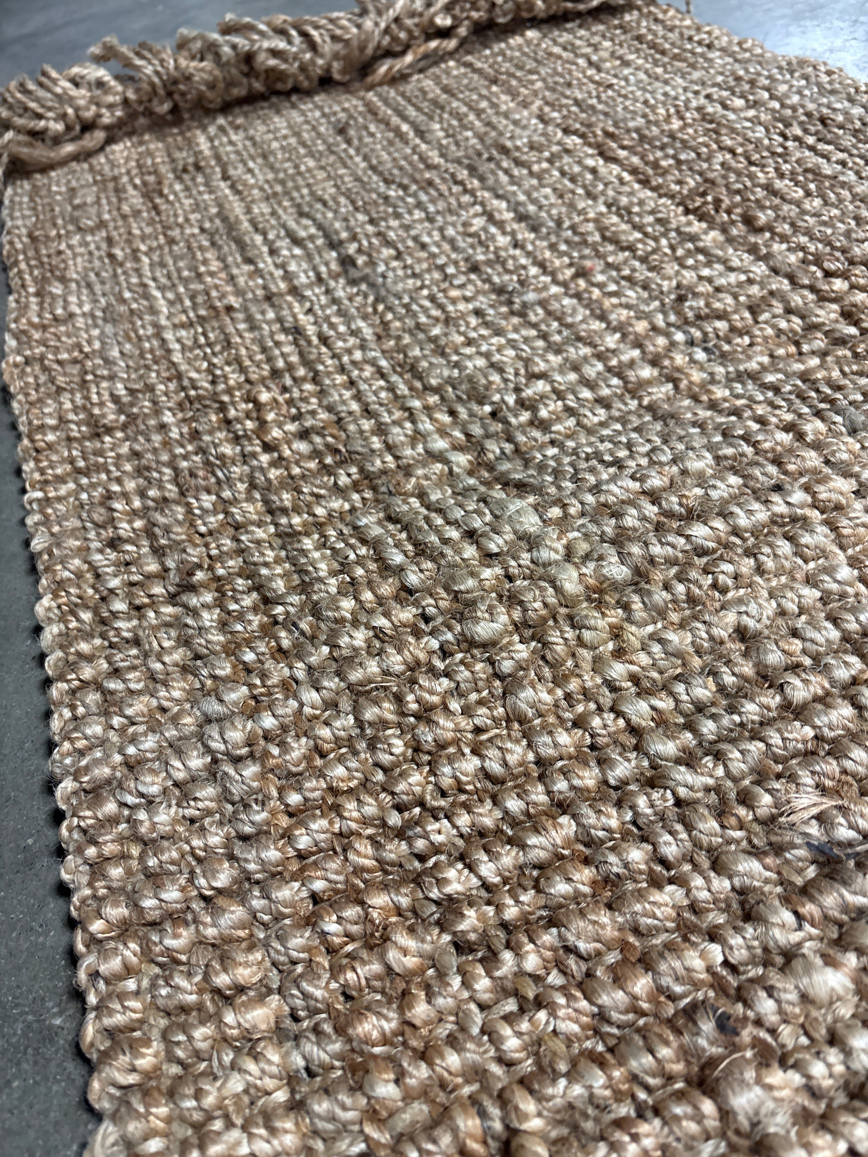 Handmade Natural Fiber Cove Fringe Jute Rug 2'x3' – Salvage & Co Indy