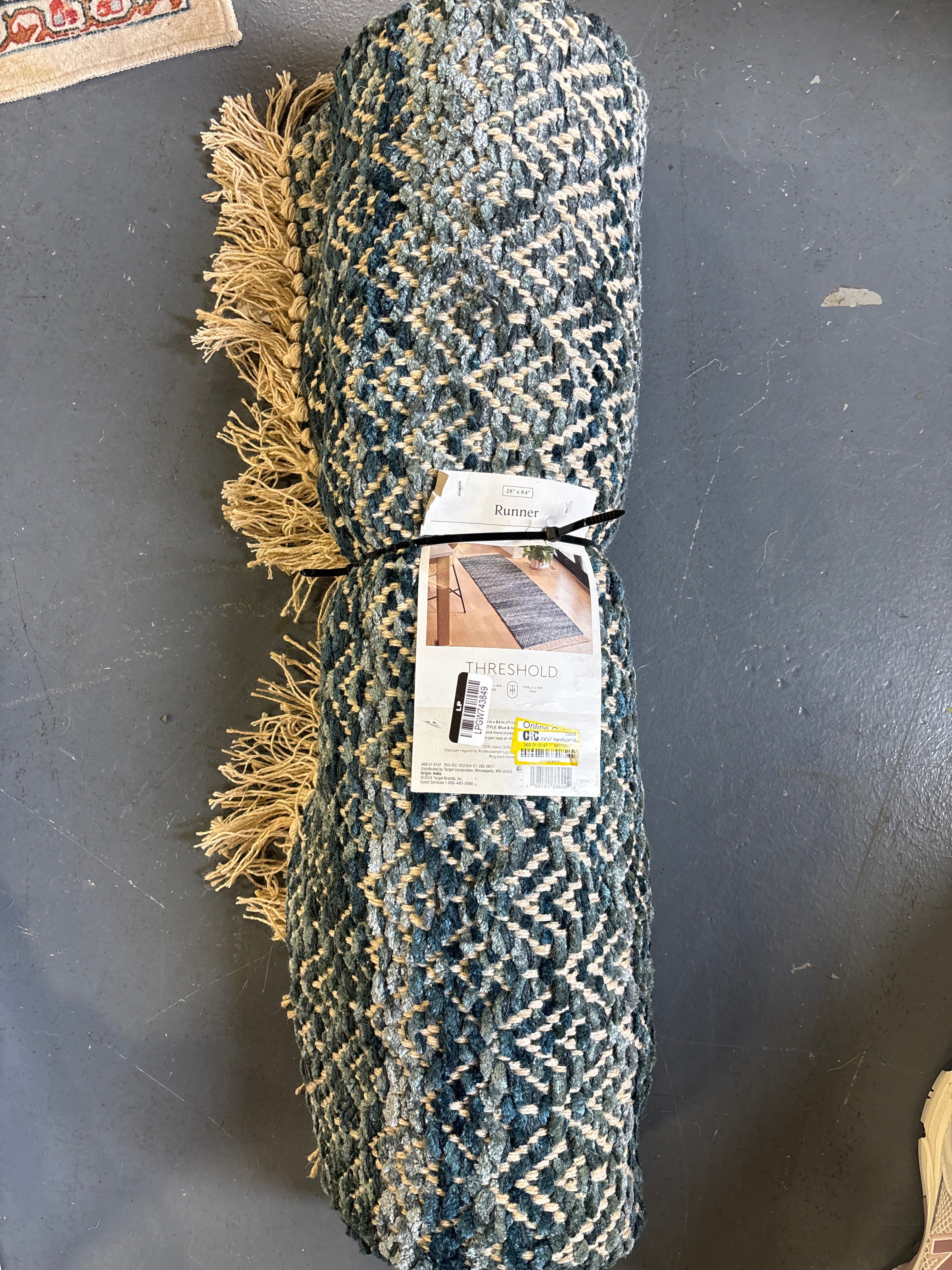 2'4"x7' Handloom Diamond Runner Rug - Blue SHOWROOM ITEM