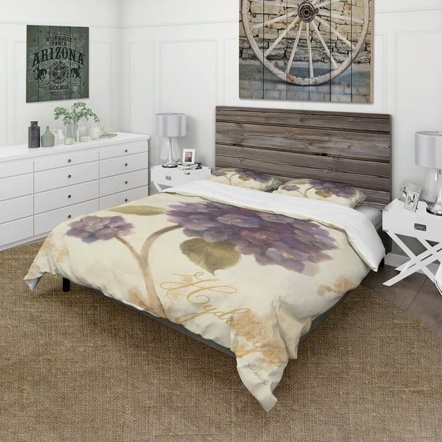 'Abundant Hydrangea Flower II' Cottage Duvet Cover Set - Full/Queen