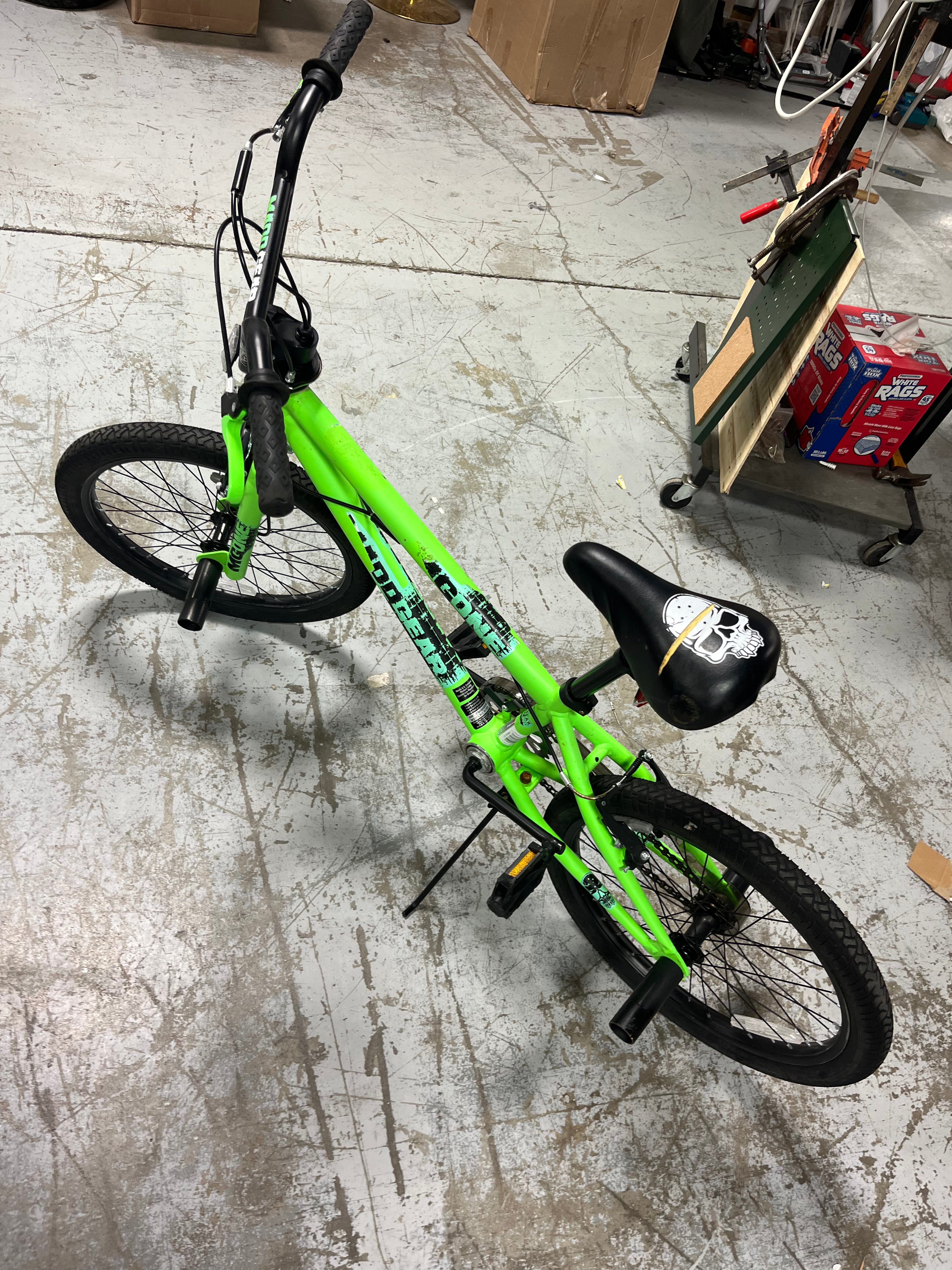 Freestyle BMX Child Bicycle, Wheels, Green