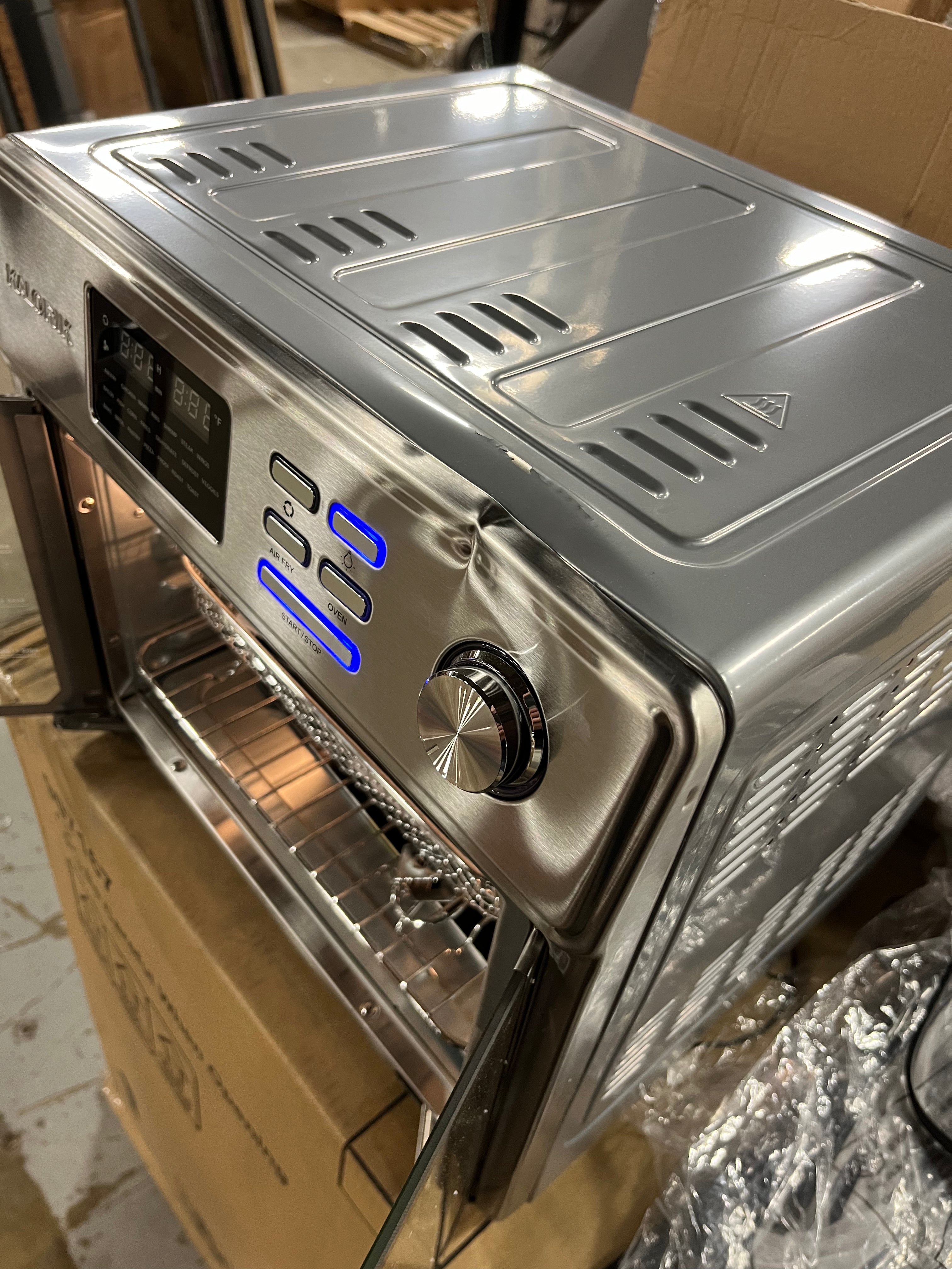 MAXX 26 Quart Digital Air Fryer Oven with 5 Accessories and Quiet Mode