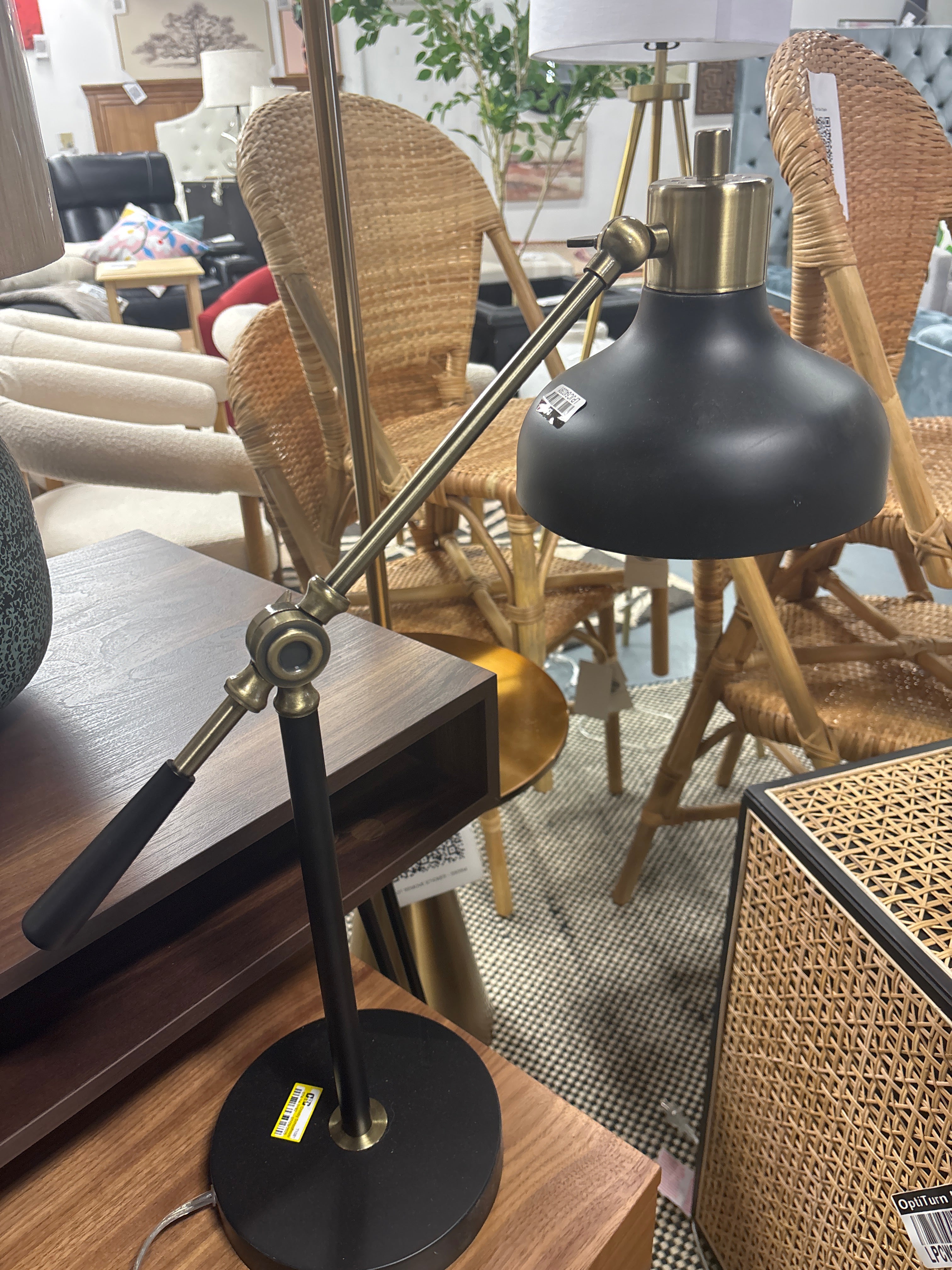 Crosby Schoolhouse Desk Lamp - Black SHOWROOM ITEM – Salvage & Co Indy