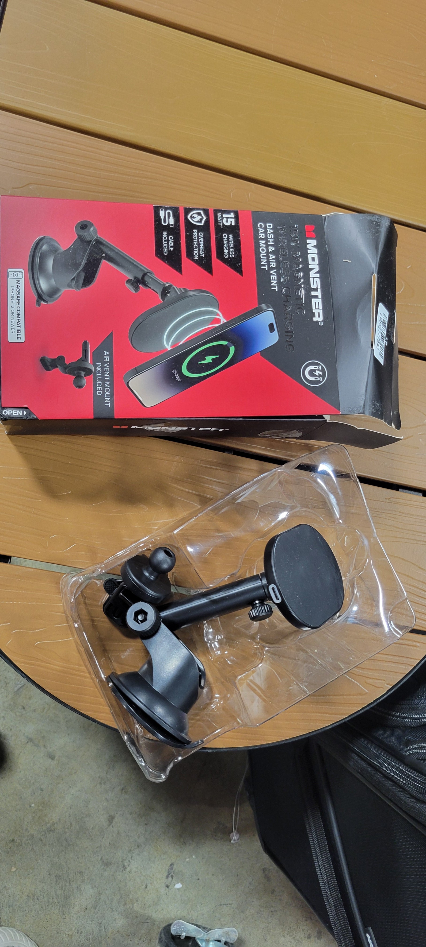 Magnetic Wireless Charging Car Mount Dash and Vent Mount