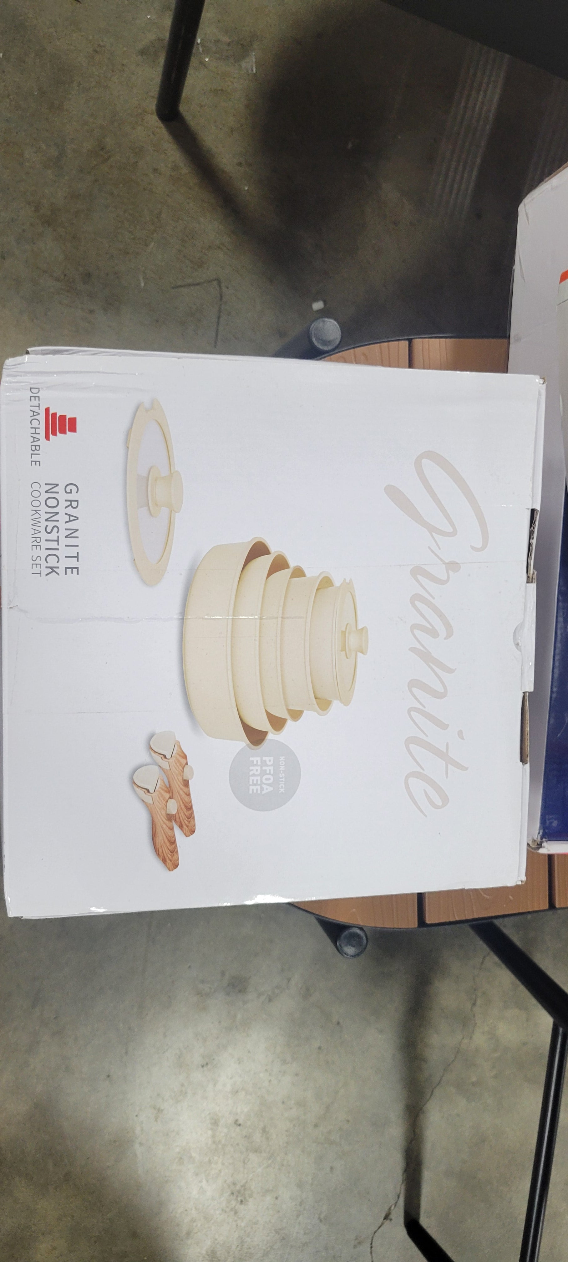 11 - Piece Detachable Handle Cookware Set