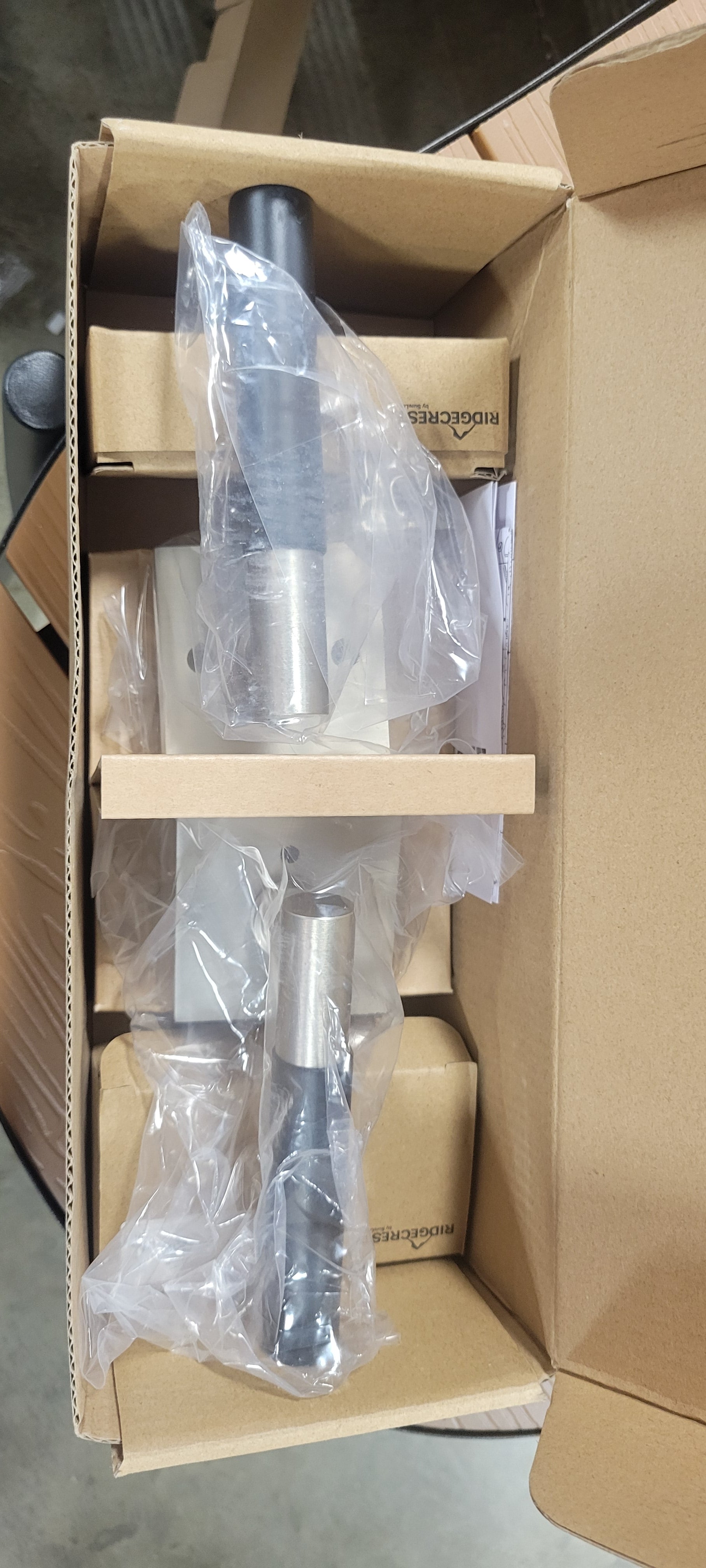 Aspra Square Privacy Door Lever Set with Square Rose