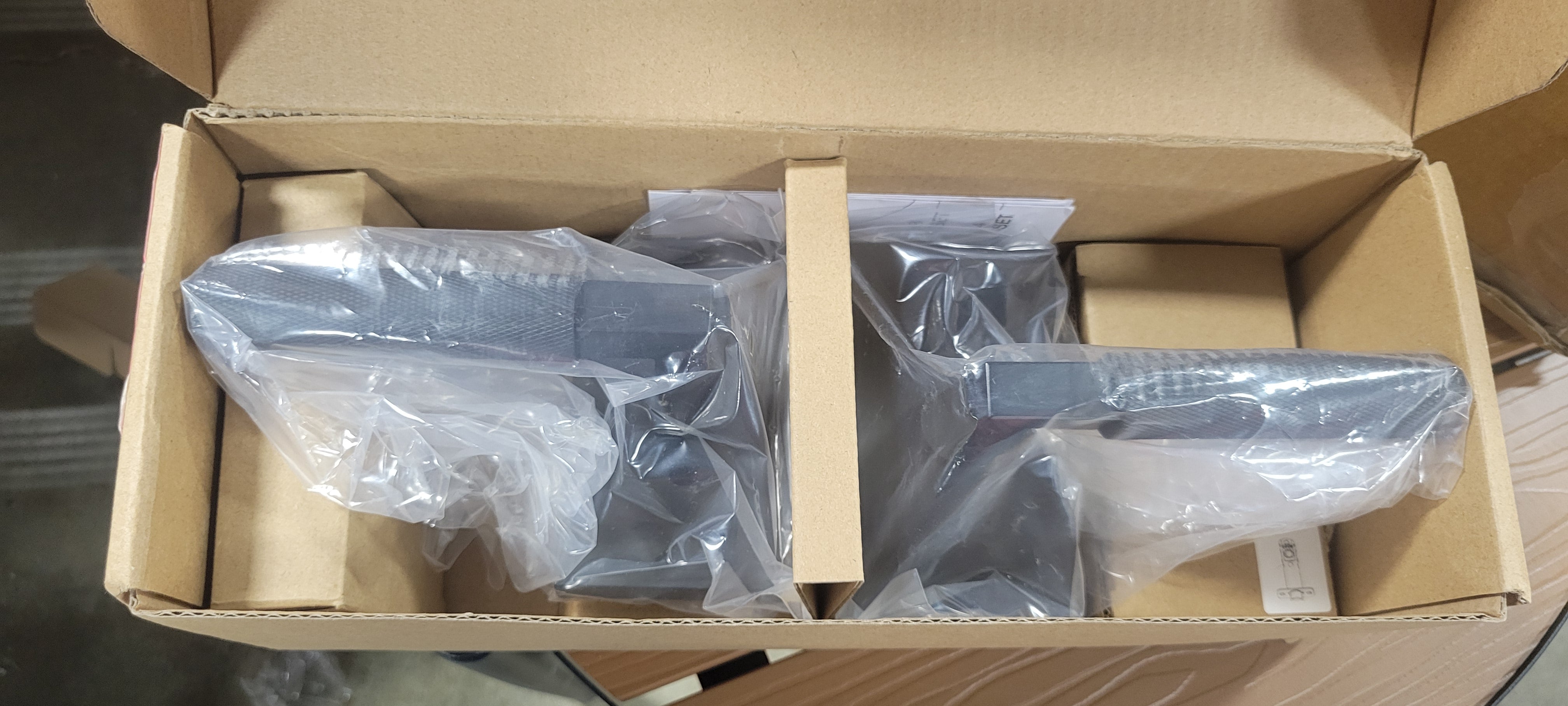 Levanto Passage Rosette in Flat Black with Knurled Grip in Flat Black