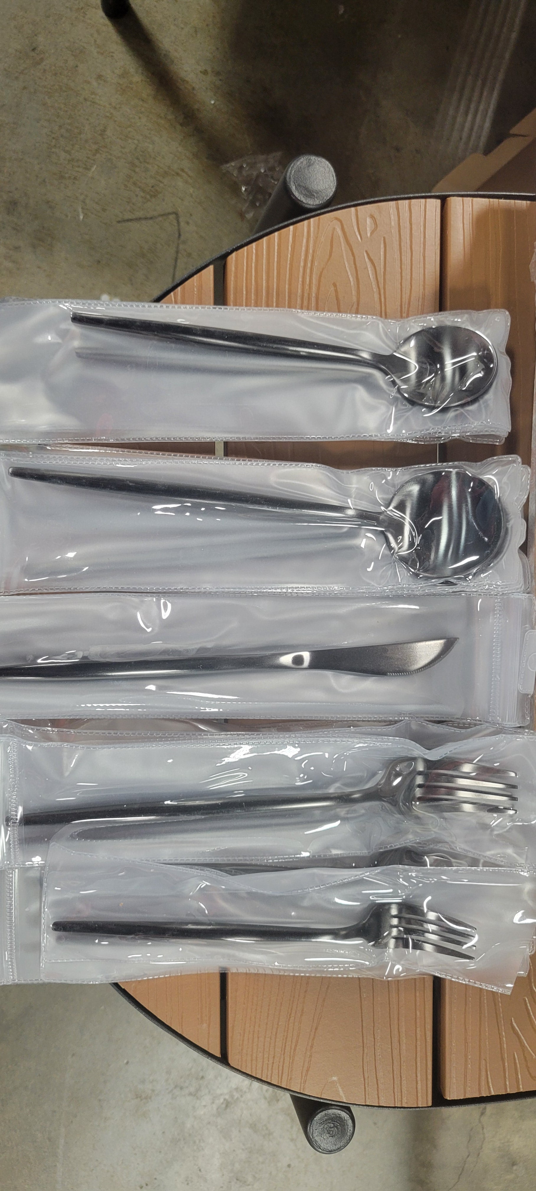 Gruchot Flatware Set - Service for 4