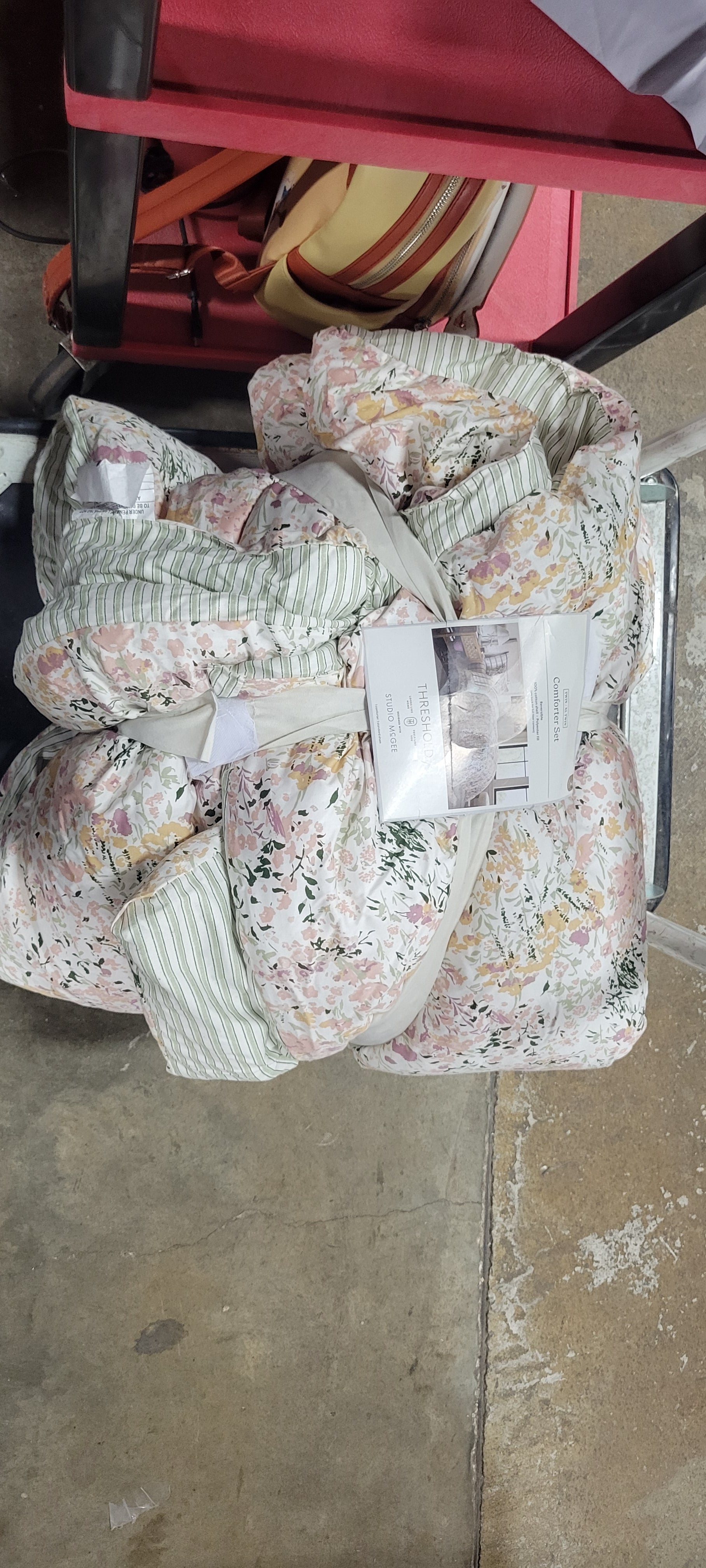Reversible Floral and Stripe Comforter Set Pink/Green - Twin
