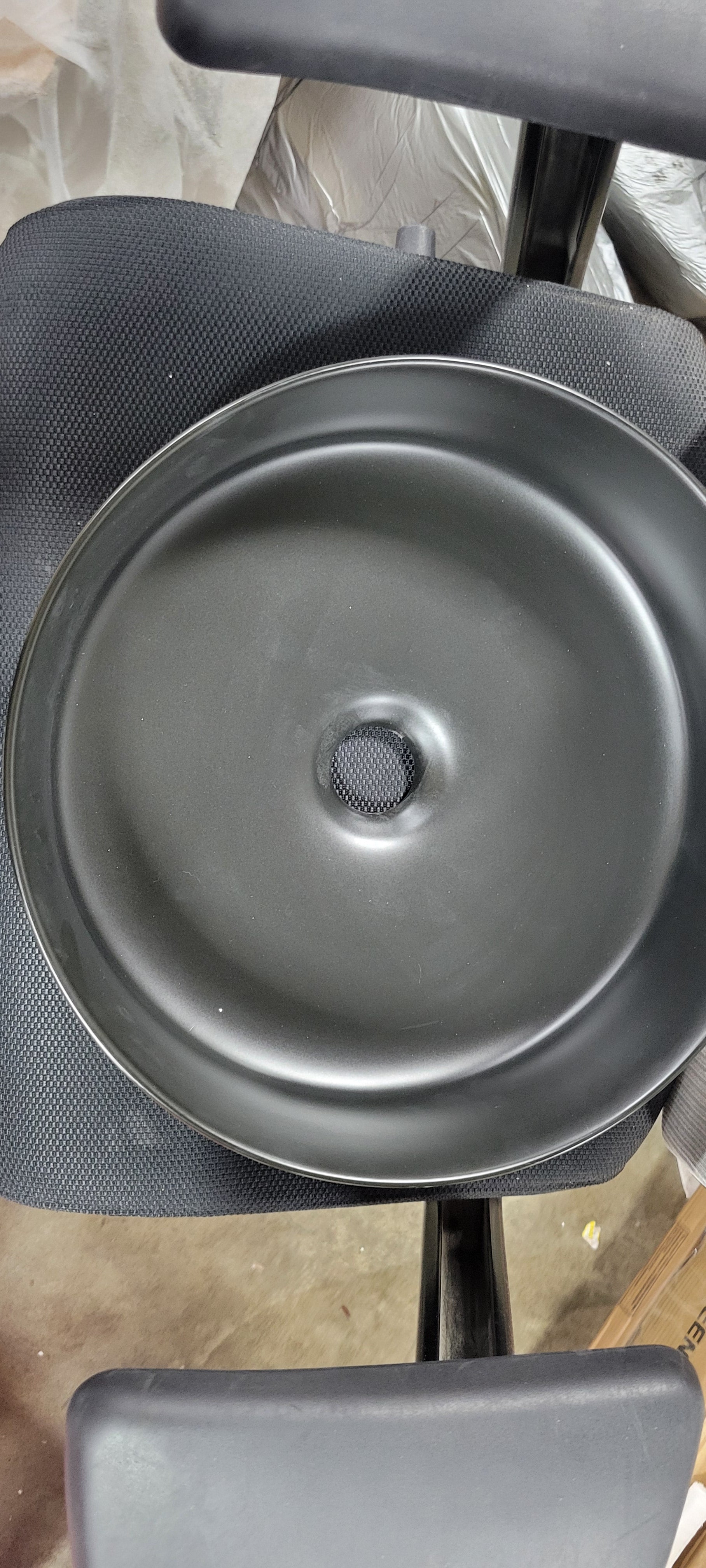 Black Vitreous China Circular Bathroom Sink