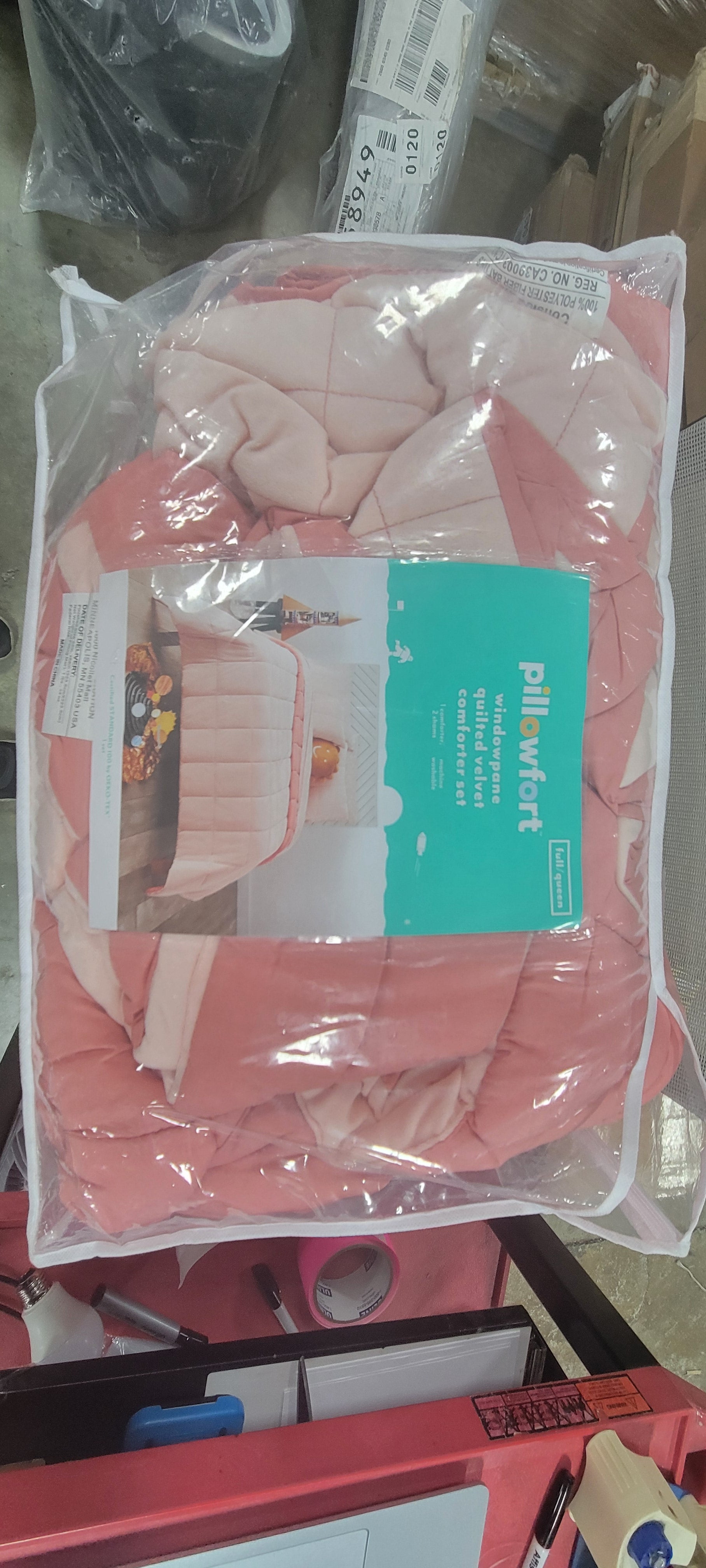 Kids' Comforter Set Windowpane Velvet Pink - Full/Queen