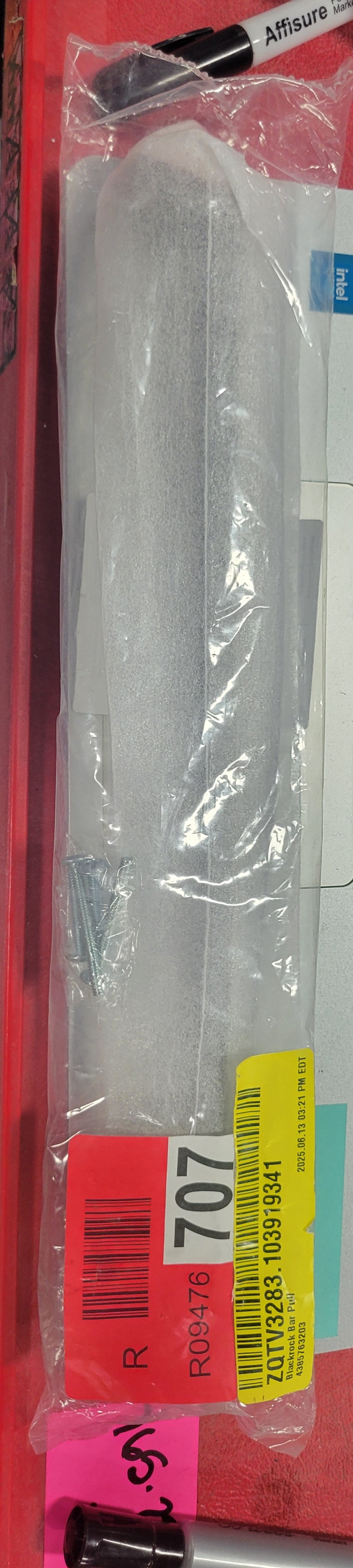 BLACKROCK Cabinet Pull