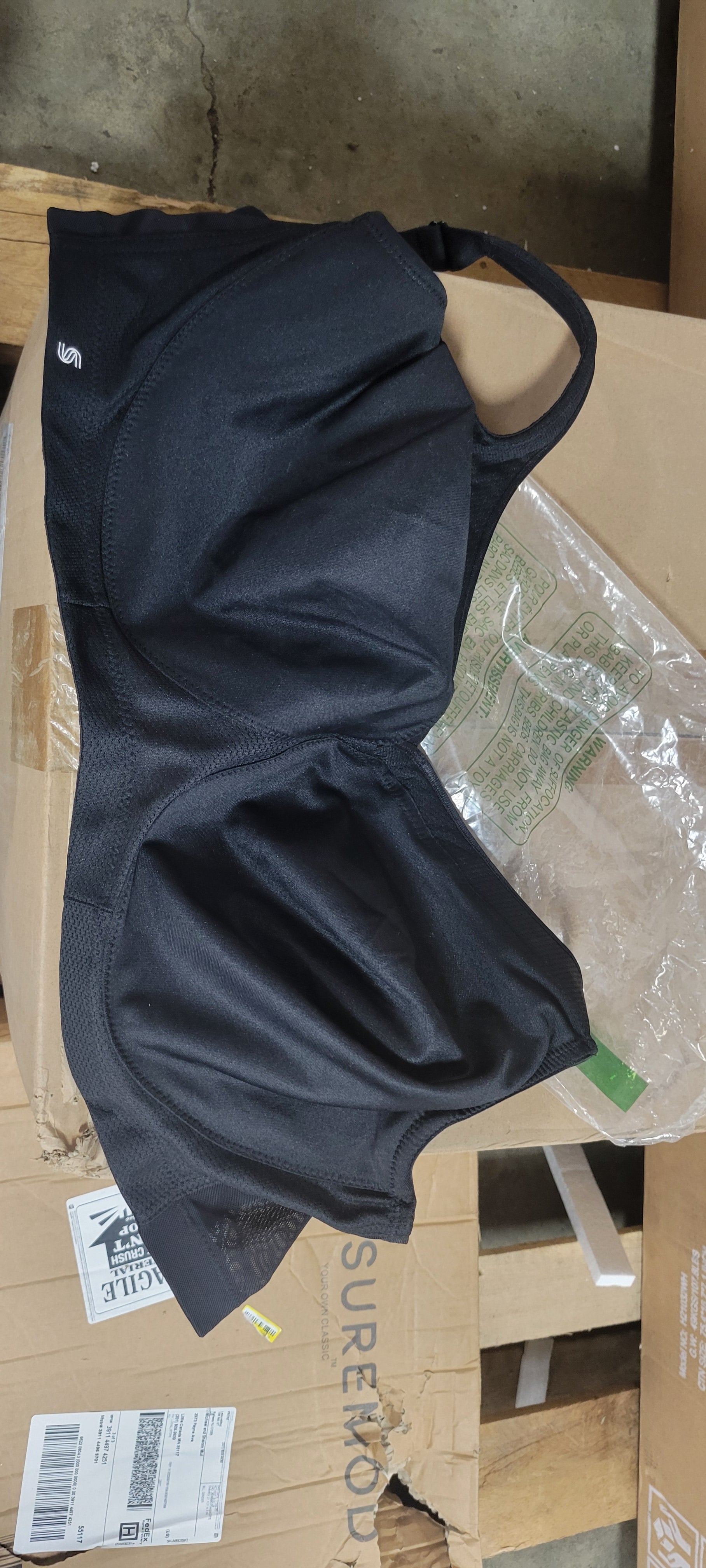 Womens MagicLift Seamless Sports Wirefree Bra Black