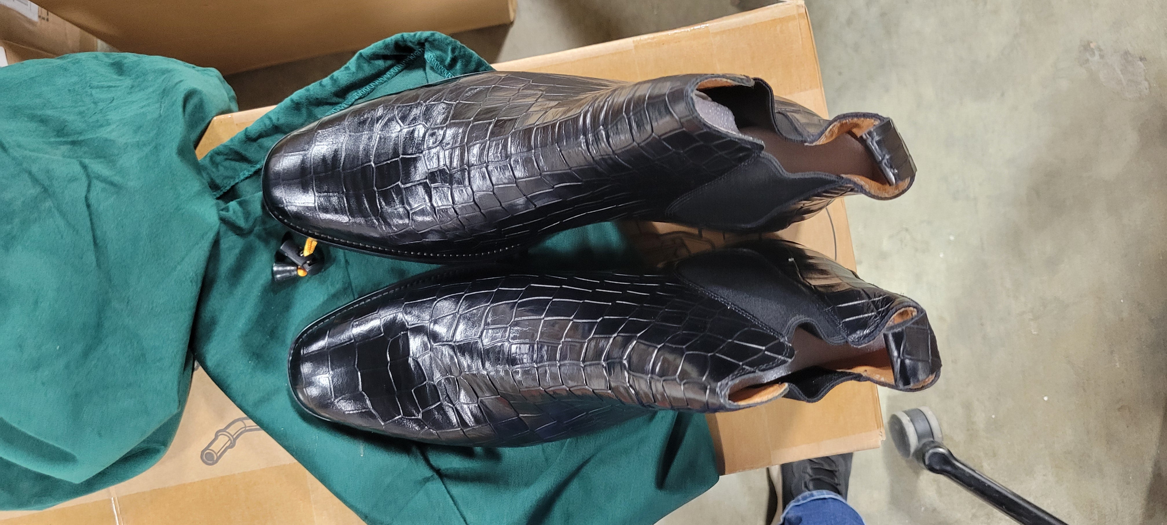 Crocodile Print Leather Business Casual Slip On Mens Formal Dress Boots