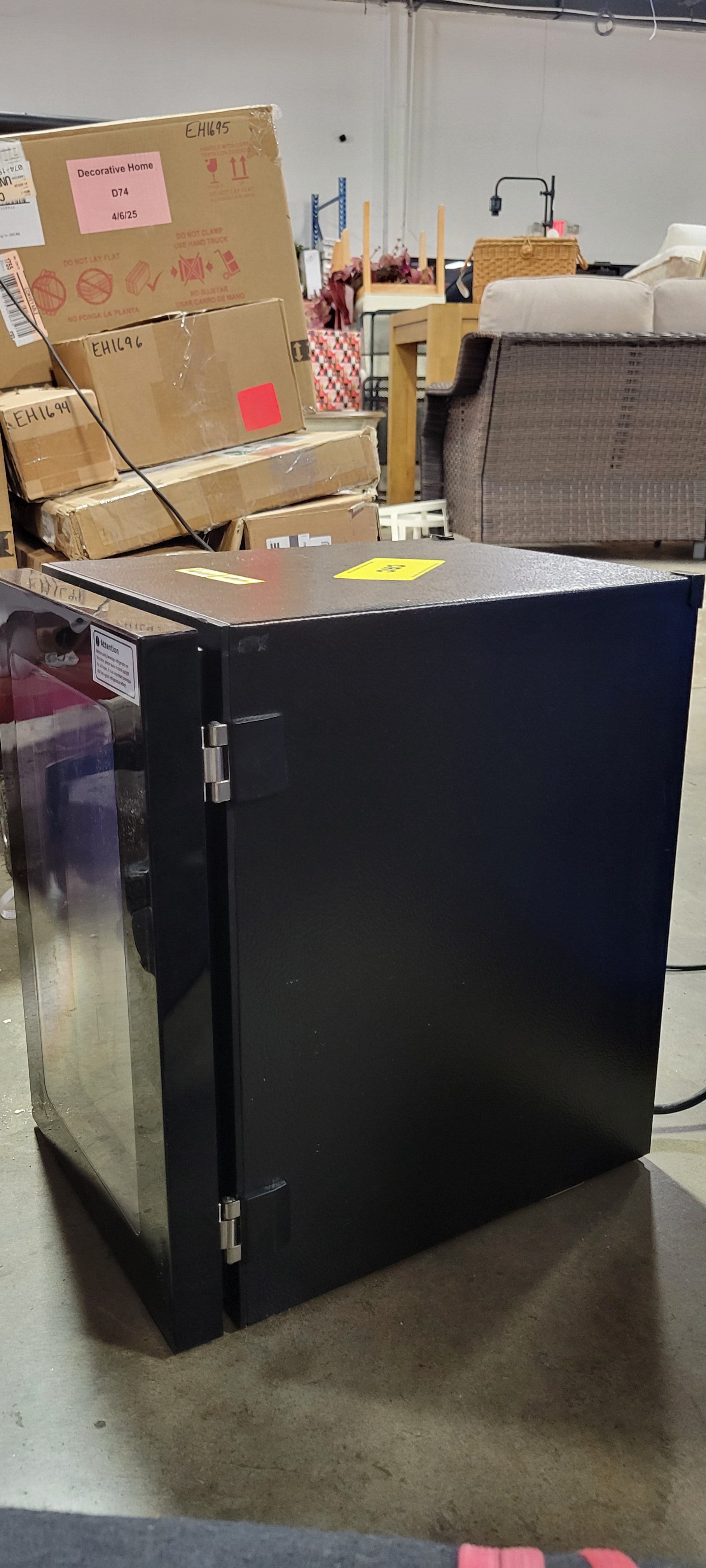 6 Bottles and 24 Cans Mini Beverage Refrigerator & Portable Wine Cooler with Glass Door, Black