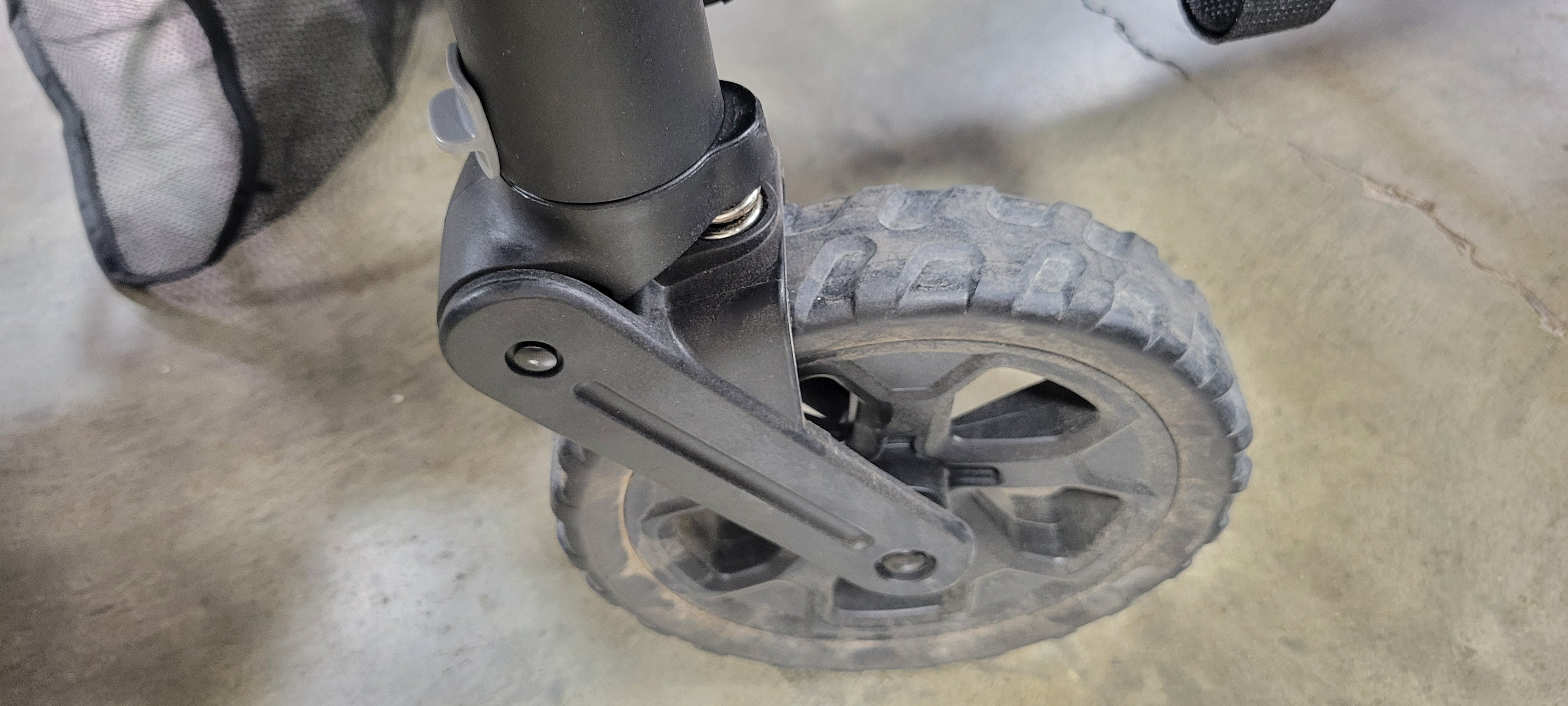 Quest PLUS 3-in-1 Stroller Wagon - Madrid Green