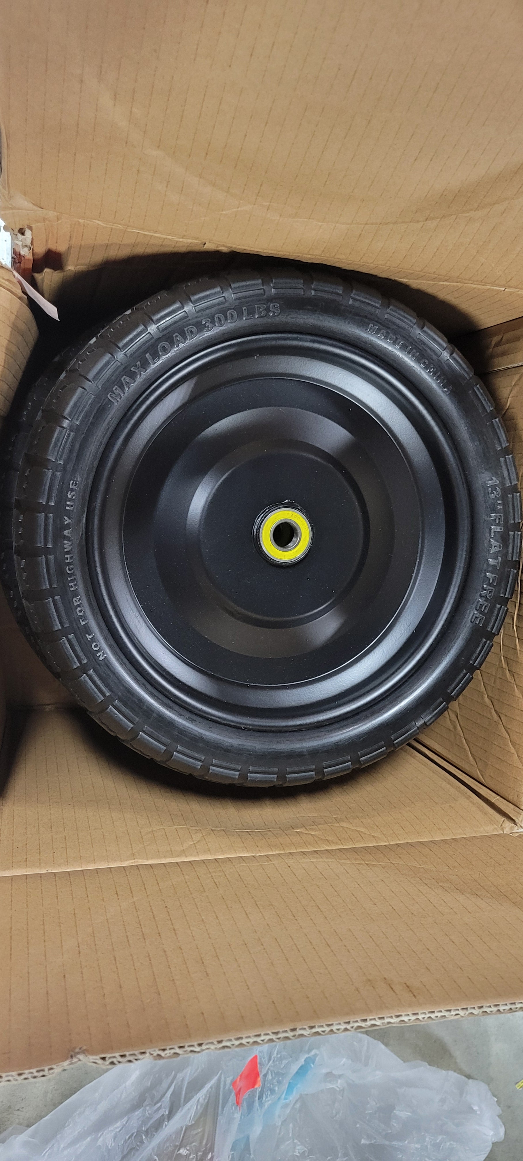 Flat Free Wheels Solid Tires, 4-Pack Set