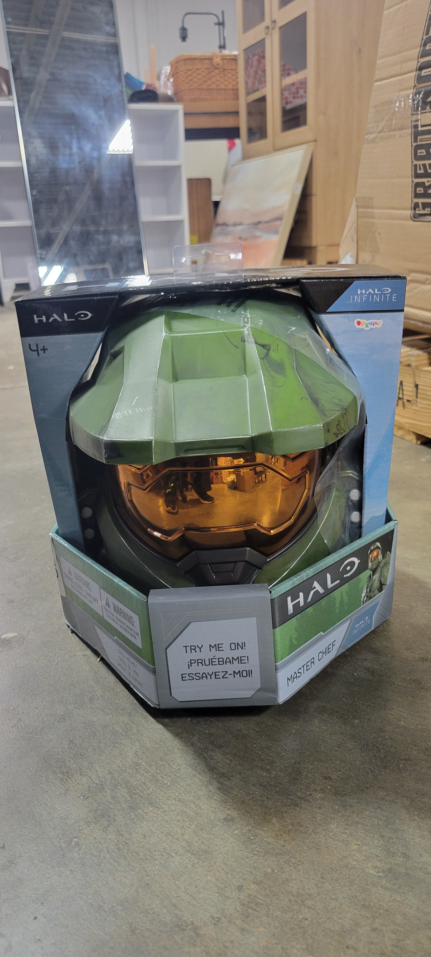 Halo Master Chief Helmet for Kids, Single Child Size Full Helmet with Visor, Green & Gold
