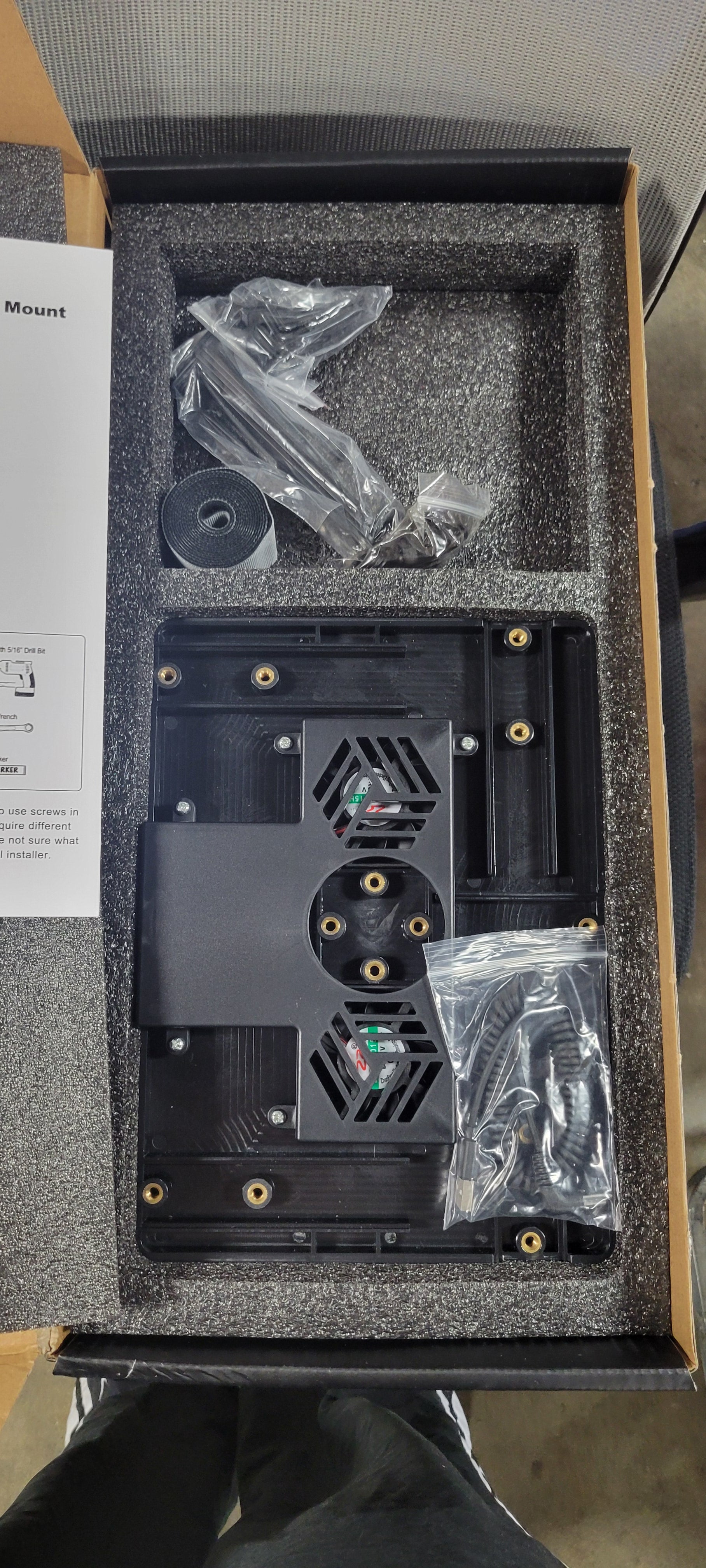 Truck Laptop Mount Fit for Toyota Tundra 2022-2025, Ford Focus 2003-2010 No-Drill Adjustable Aluminum Truck Laptop Tablet Stand Holder