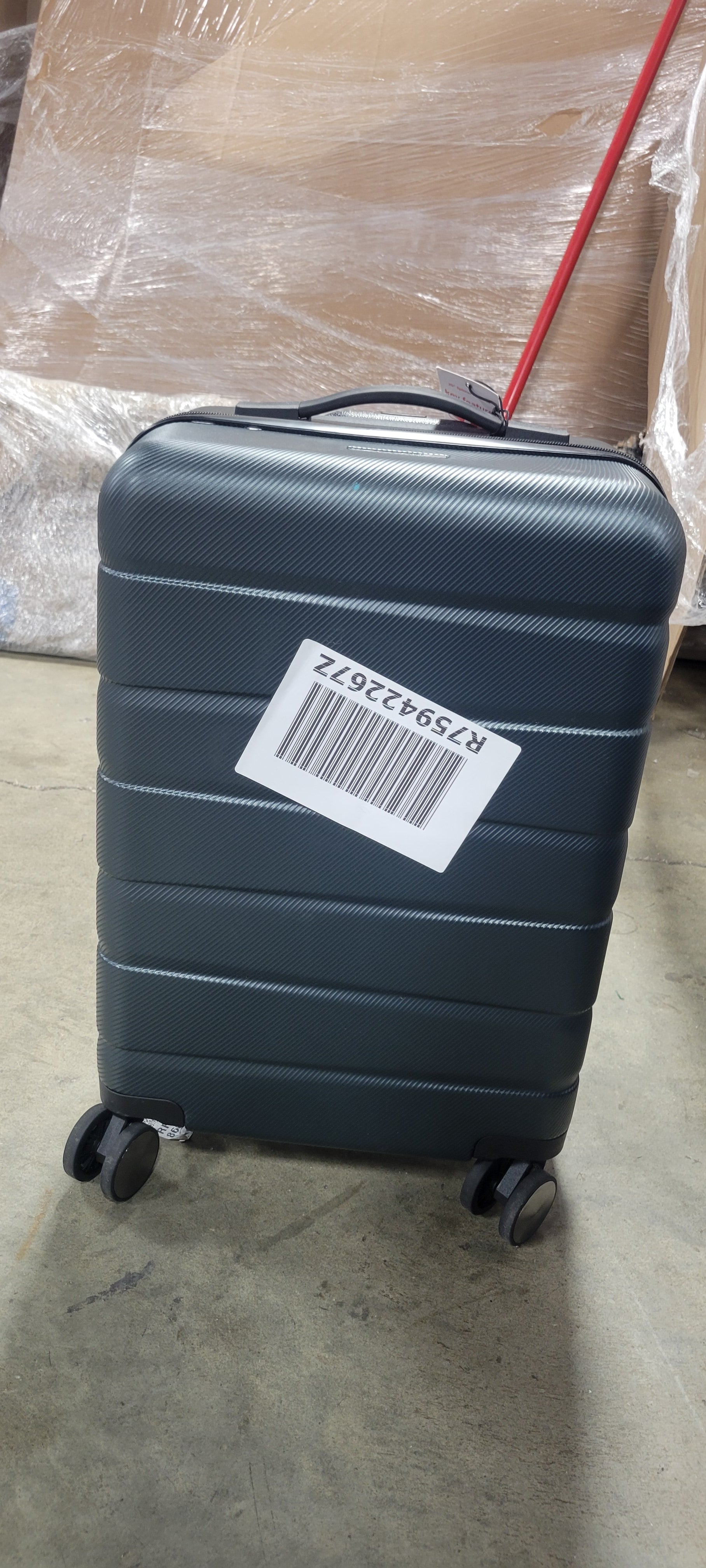 Hardside Carry On Spinner Suitcase