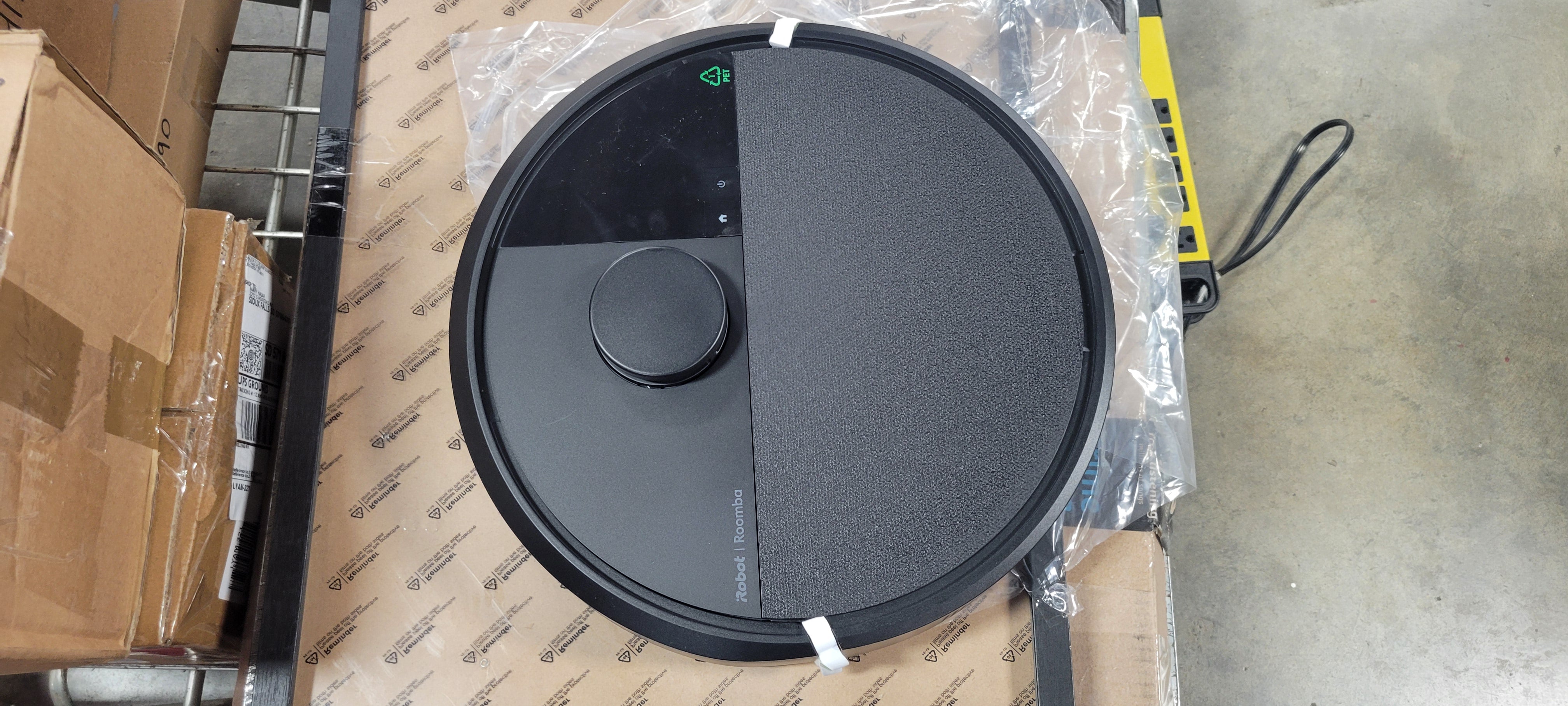 Roomba Plus Combo Robot + AutoWash Dock Black