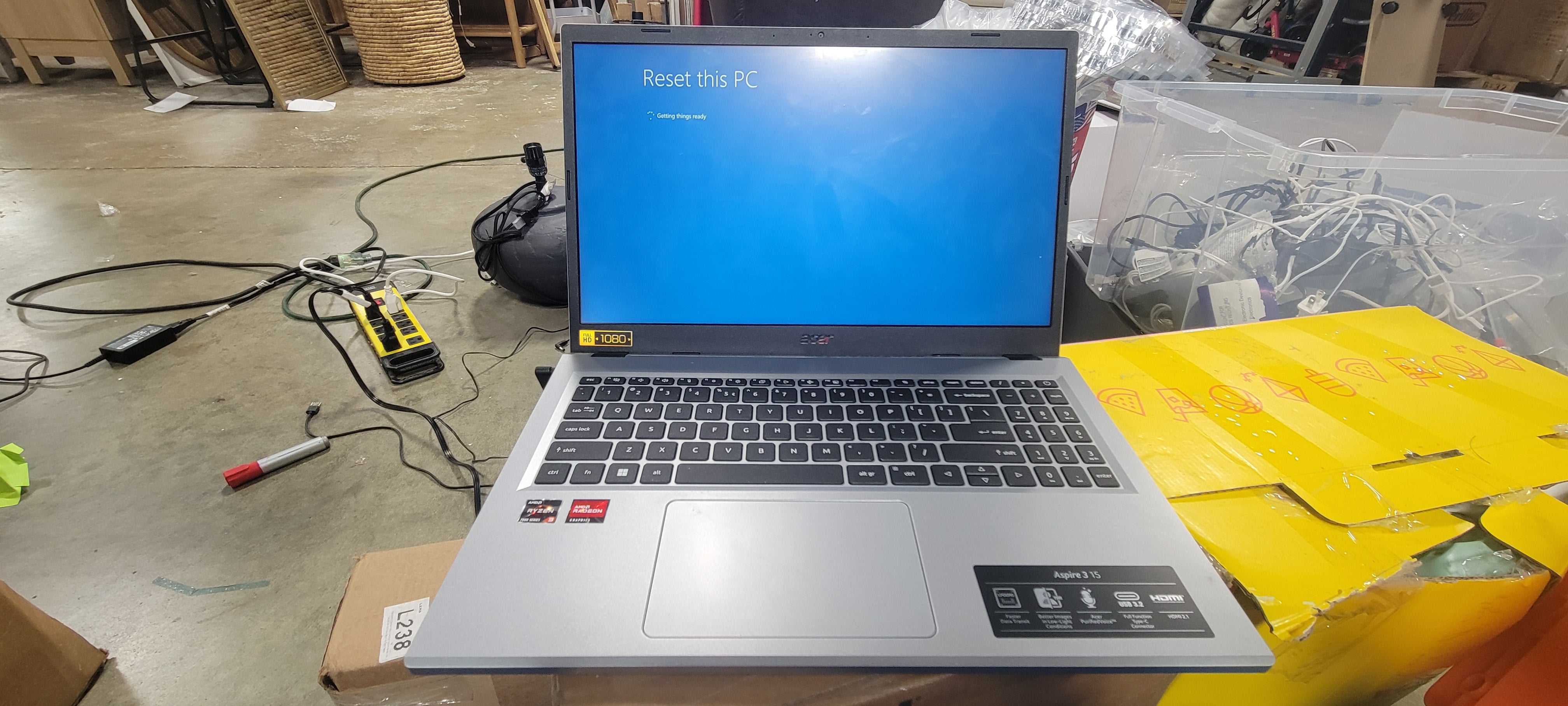 Laptop AMD Ryzen 3 Windows 11 Home in S Mode - Silver
