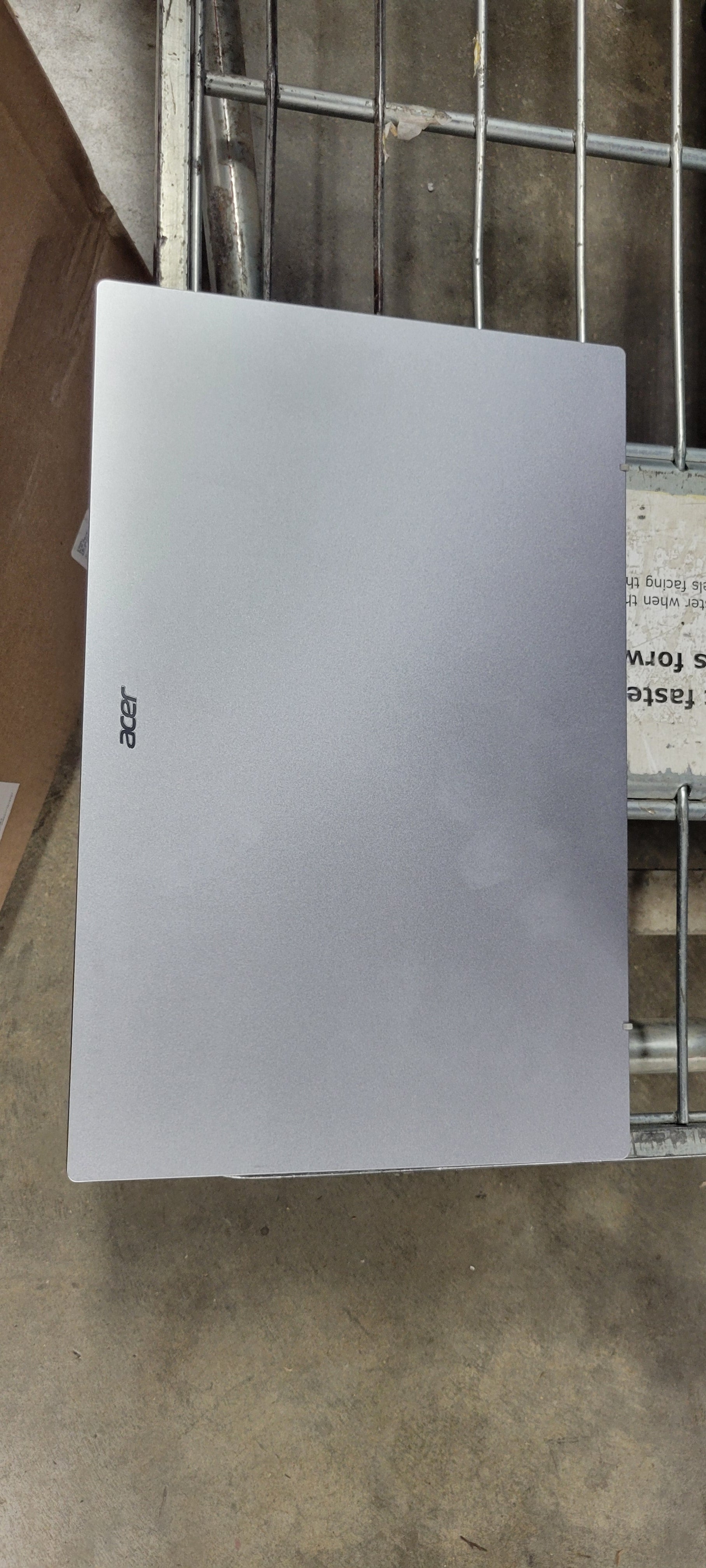 Laptop AMD Ryzen 3 Windows 11 Home in S Mode - Silver