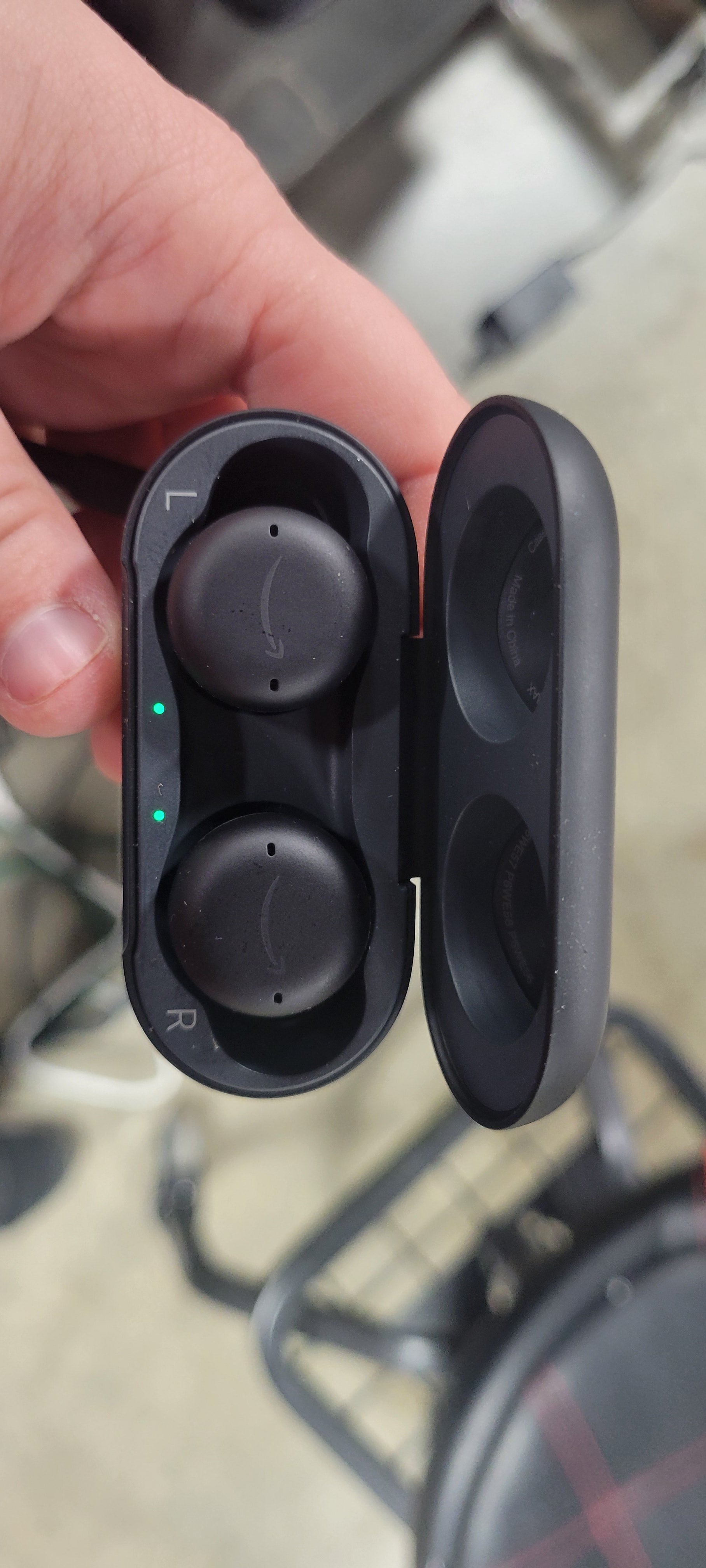 Buds with Active Noise Cancellation, Wireless Earbuds Charging Case, Glacier White