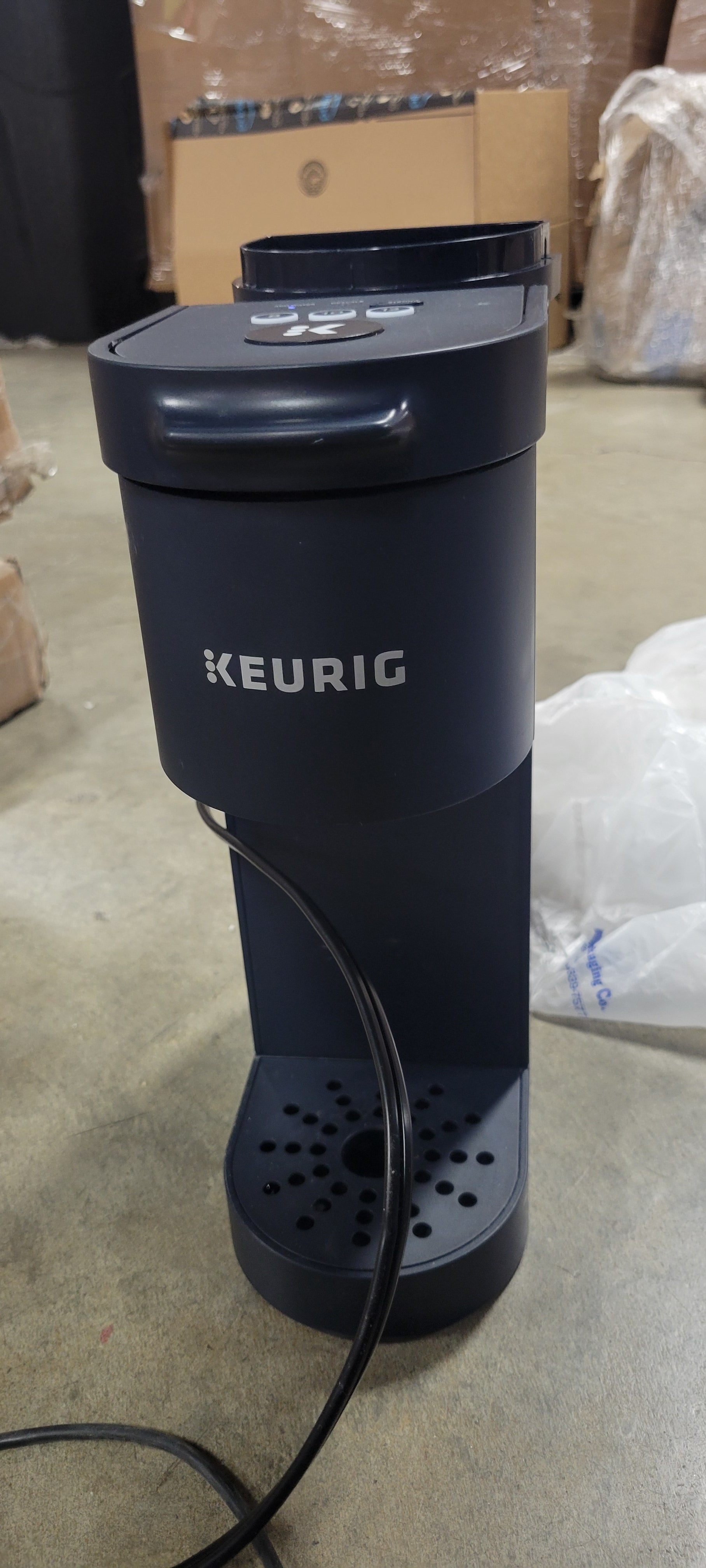 K-Mini Go, Multicup Reservoir Single-Serve K-Cup Pod Coffee Maker with Strong Brew Button