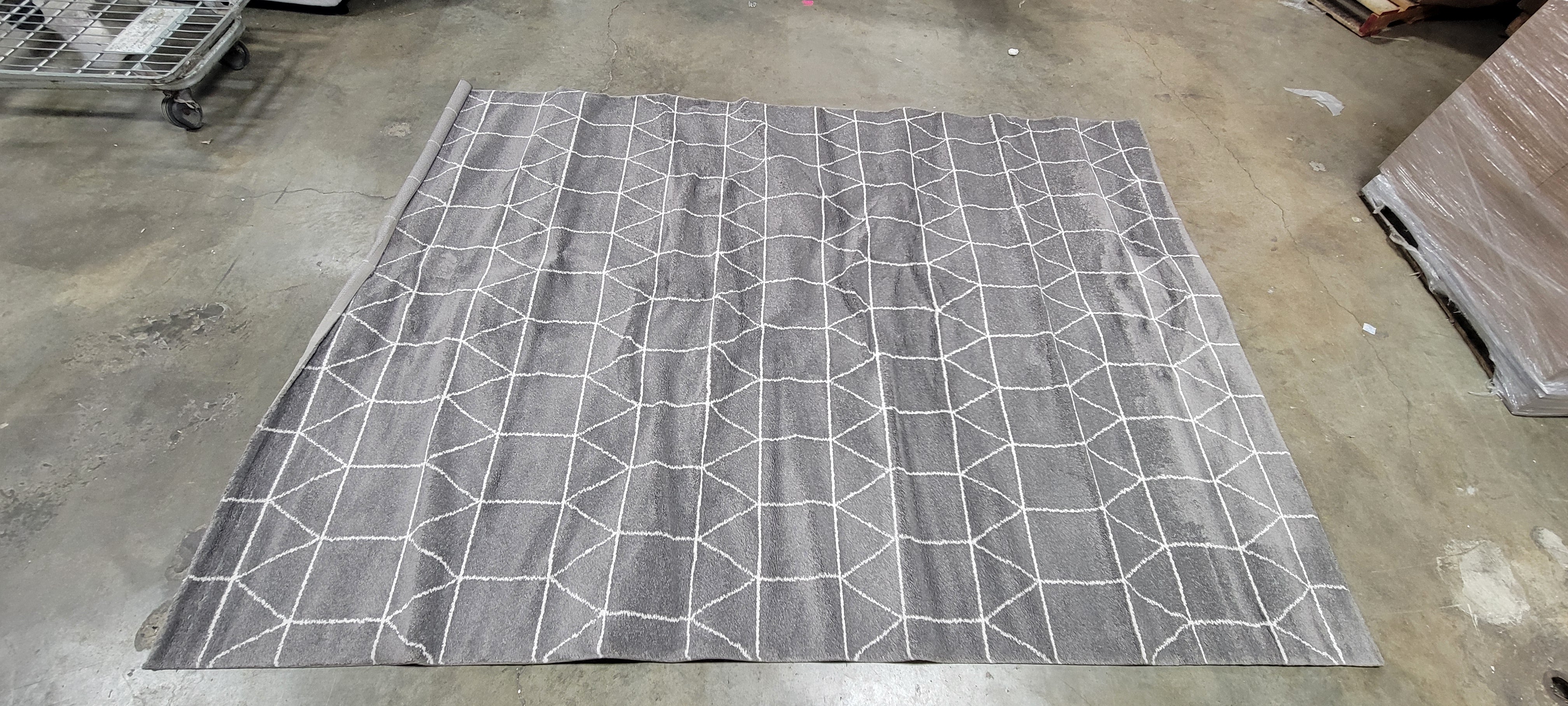 Elle Linear Grid Rugs - 7 x 10