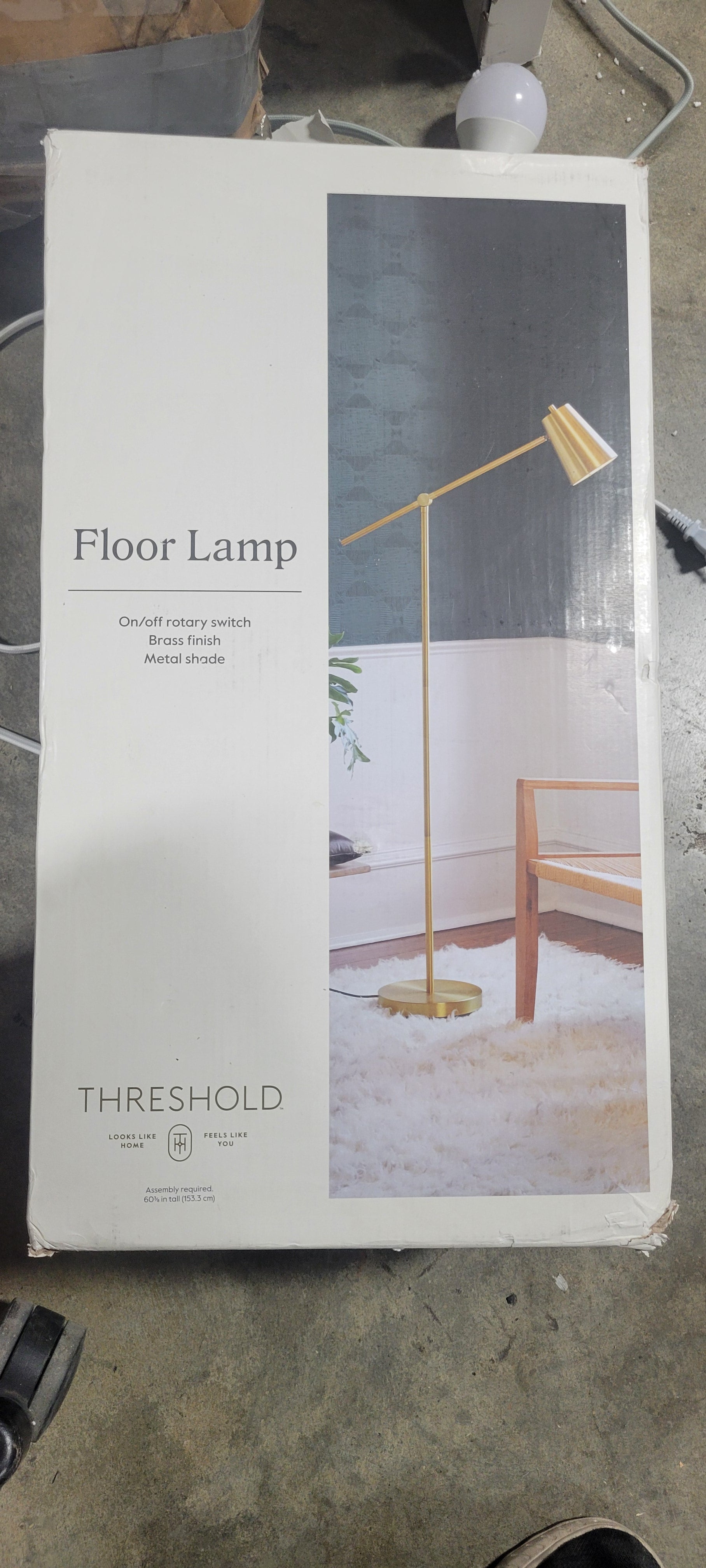 Cantilever Floor Lamp (Brass Finish)