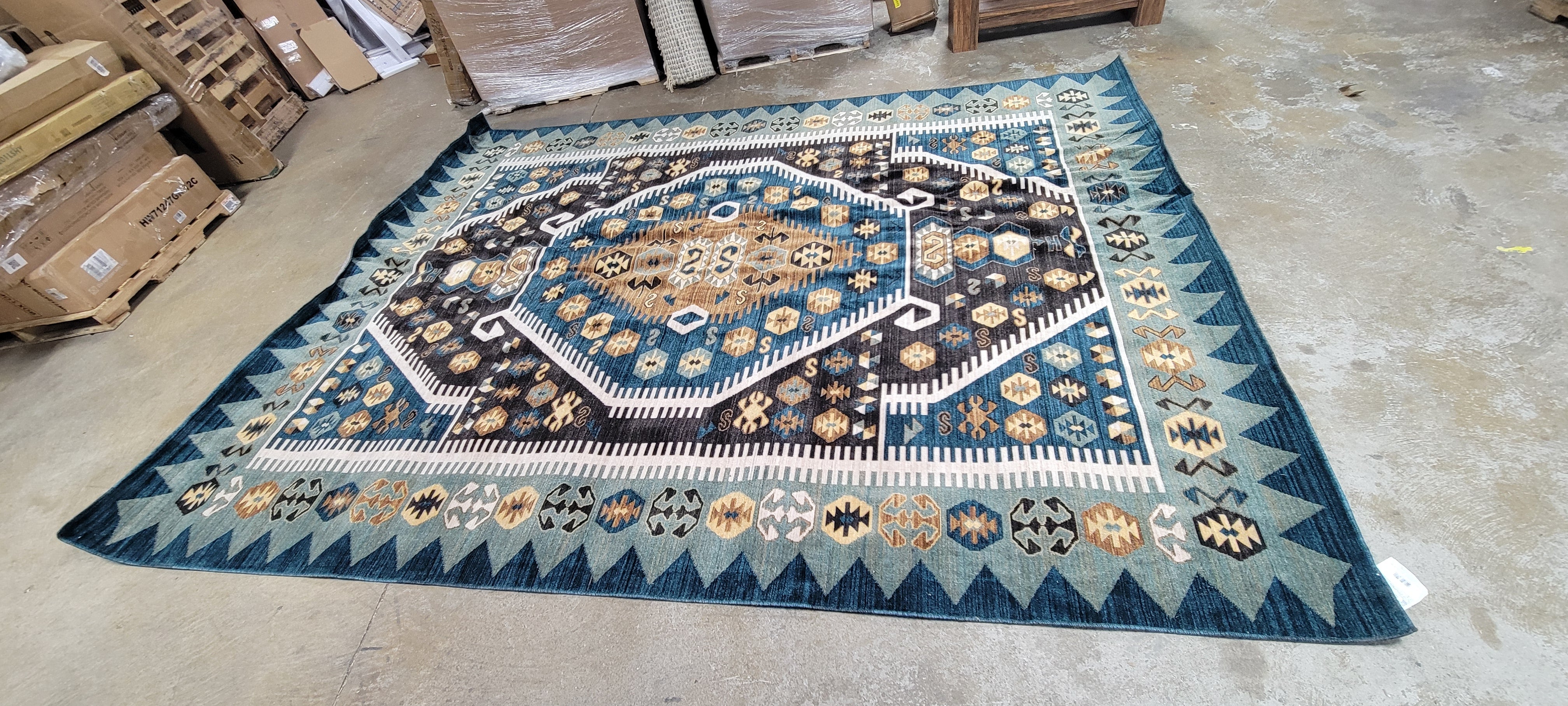 Buttercup Diamond Vintage Persian Woven Rug - 10 x 13