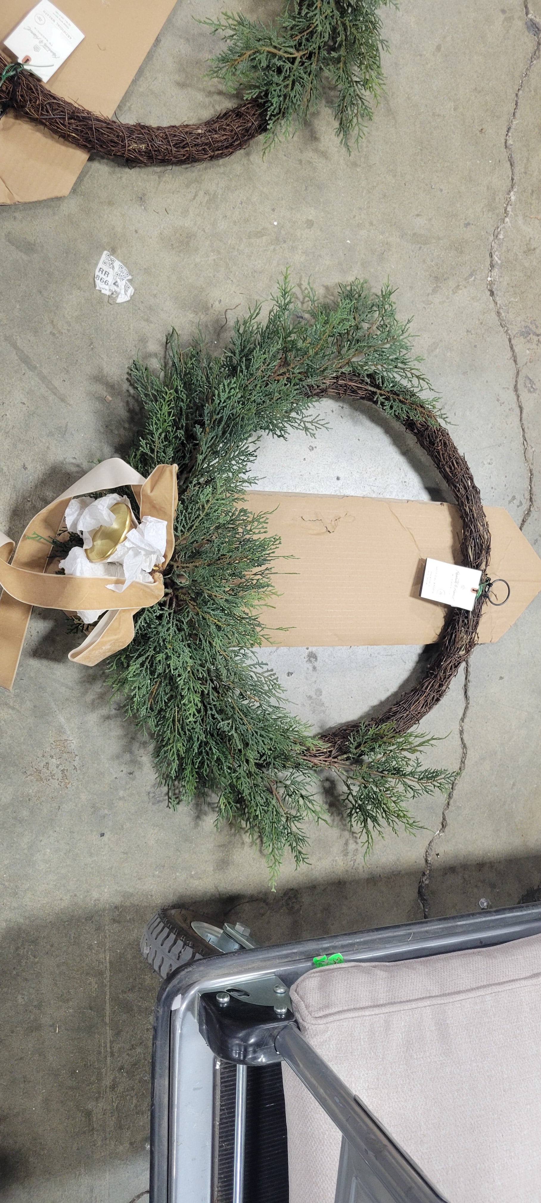 Artificial Cedar Wreath w/Bells & Ribbon, final cut