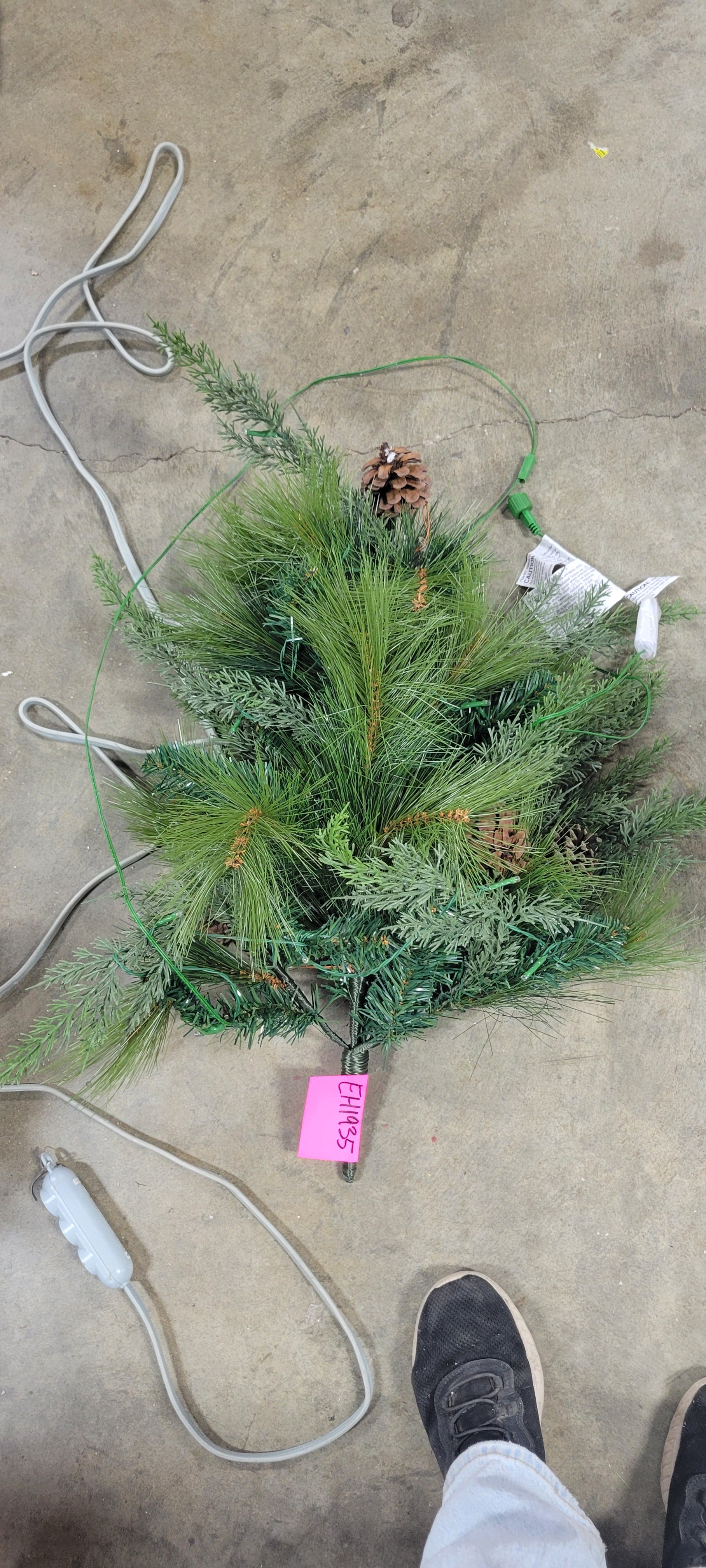 Pre-Lit Alberta Spruce Mini Artificial Christmas Tree, final cut